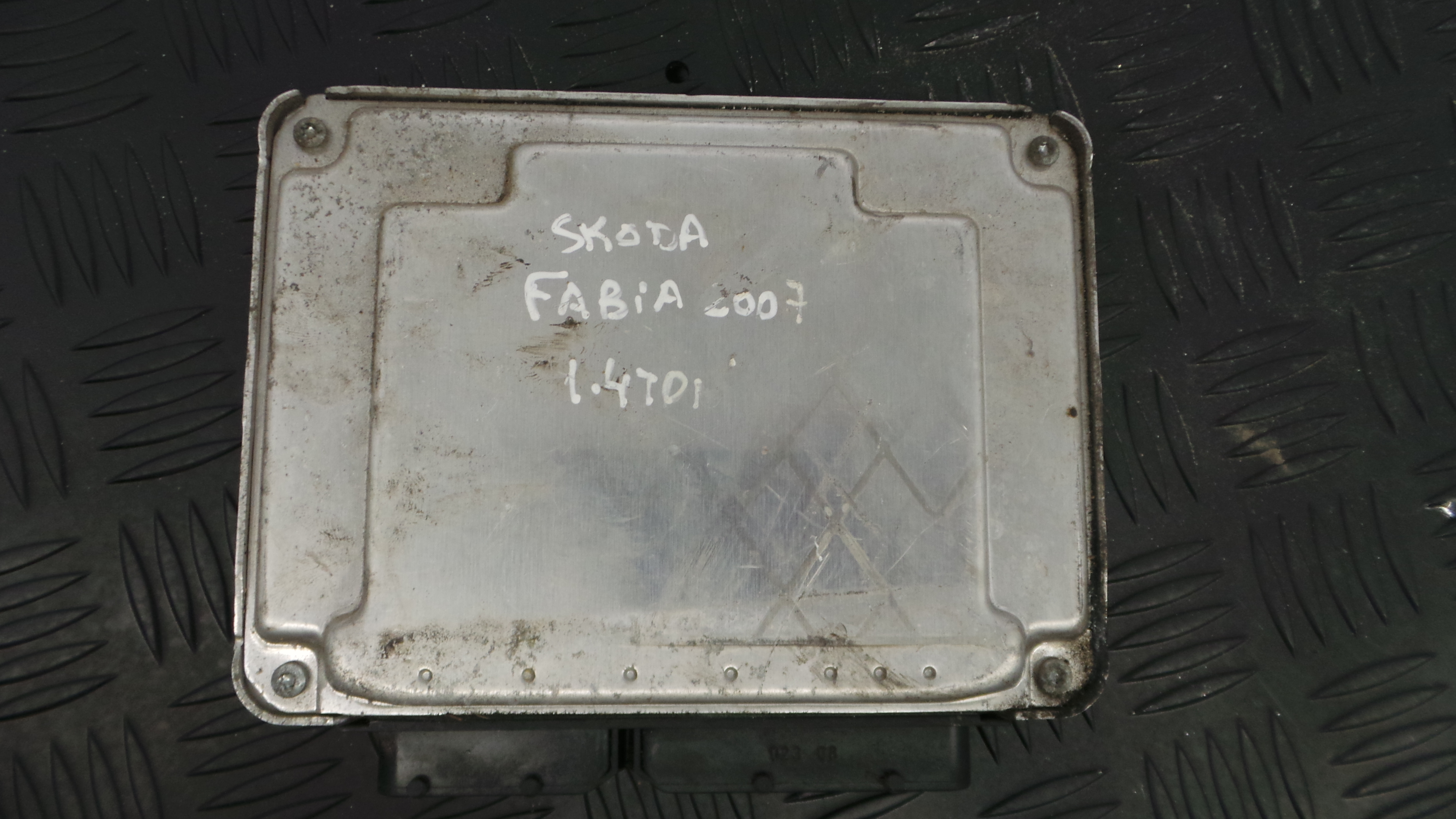 Centralina do Motor 045906019BQ - SKODA FABIA I (6Y2)-33111848