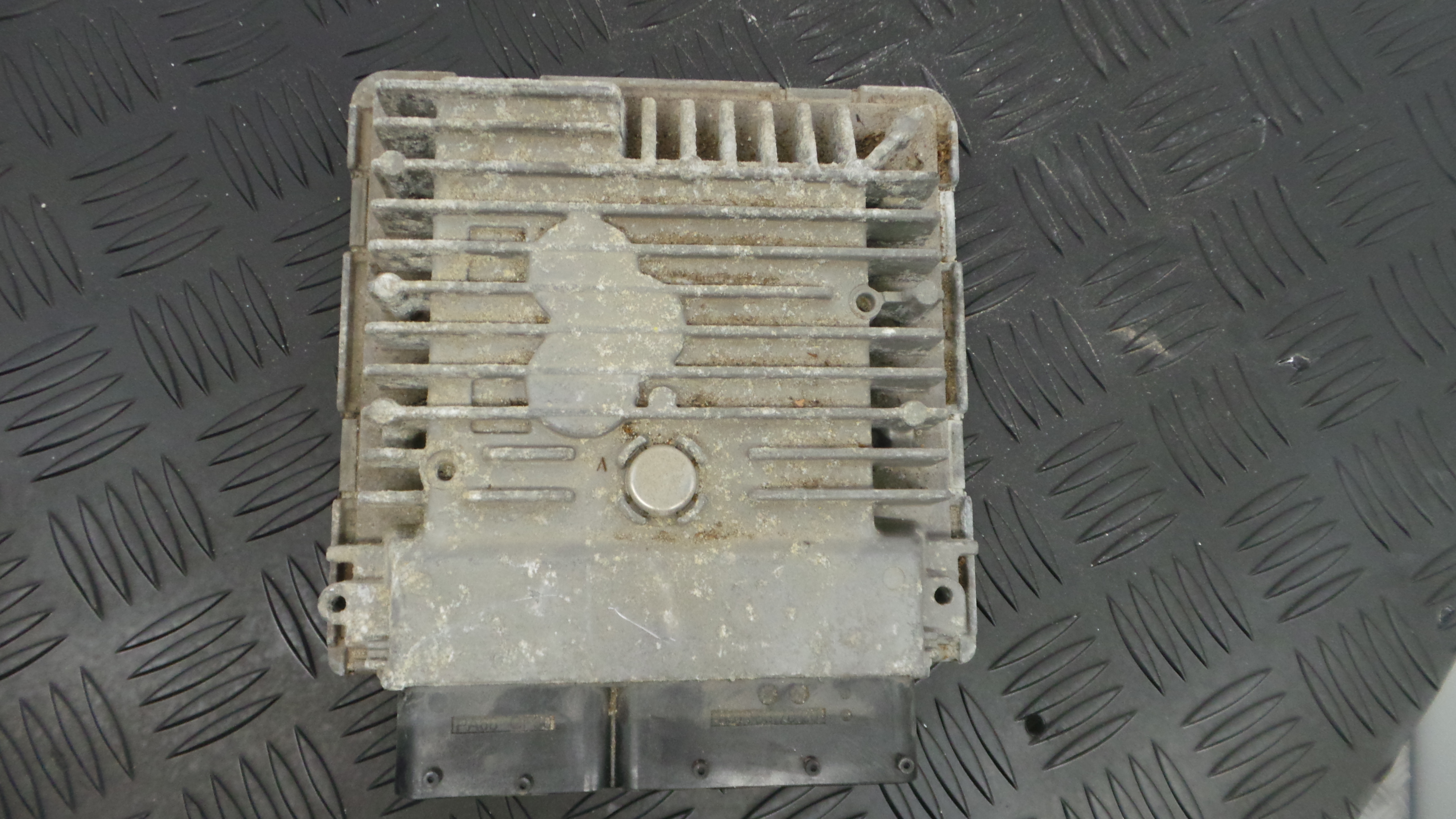 Centralina do Motor 03L906023B - VW GOLF VI (5K1)-33111857