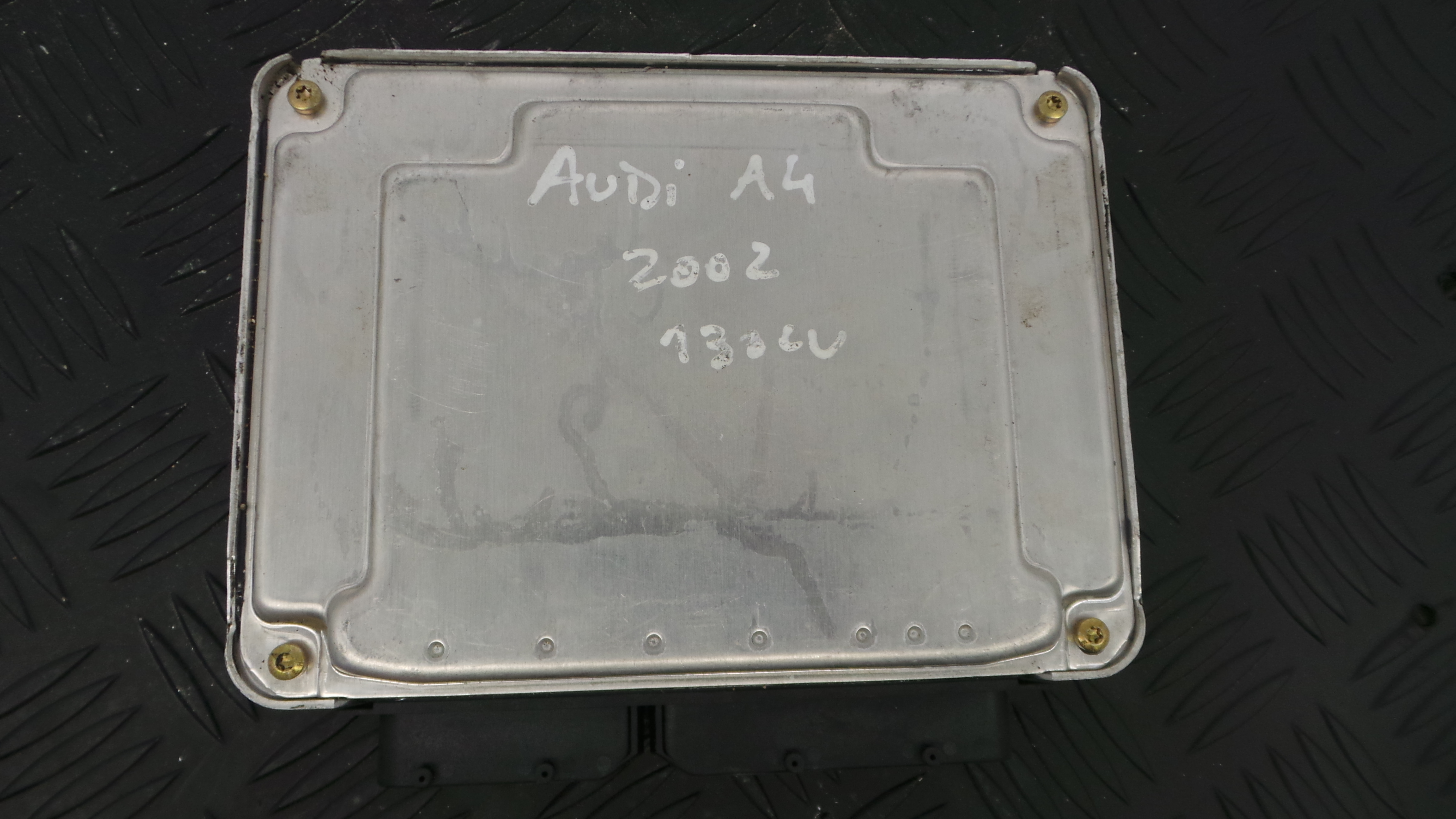 Centralina do Motor 038906019FP - AUDI A4 B6 (8E2)-33111908 Centralina do Motor 038906019FP - AUDI A4 B6 (8E2)-33111908