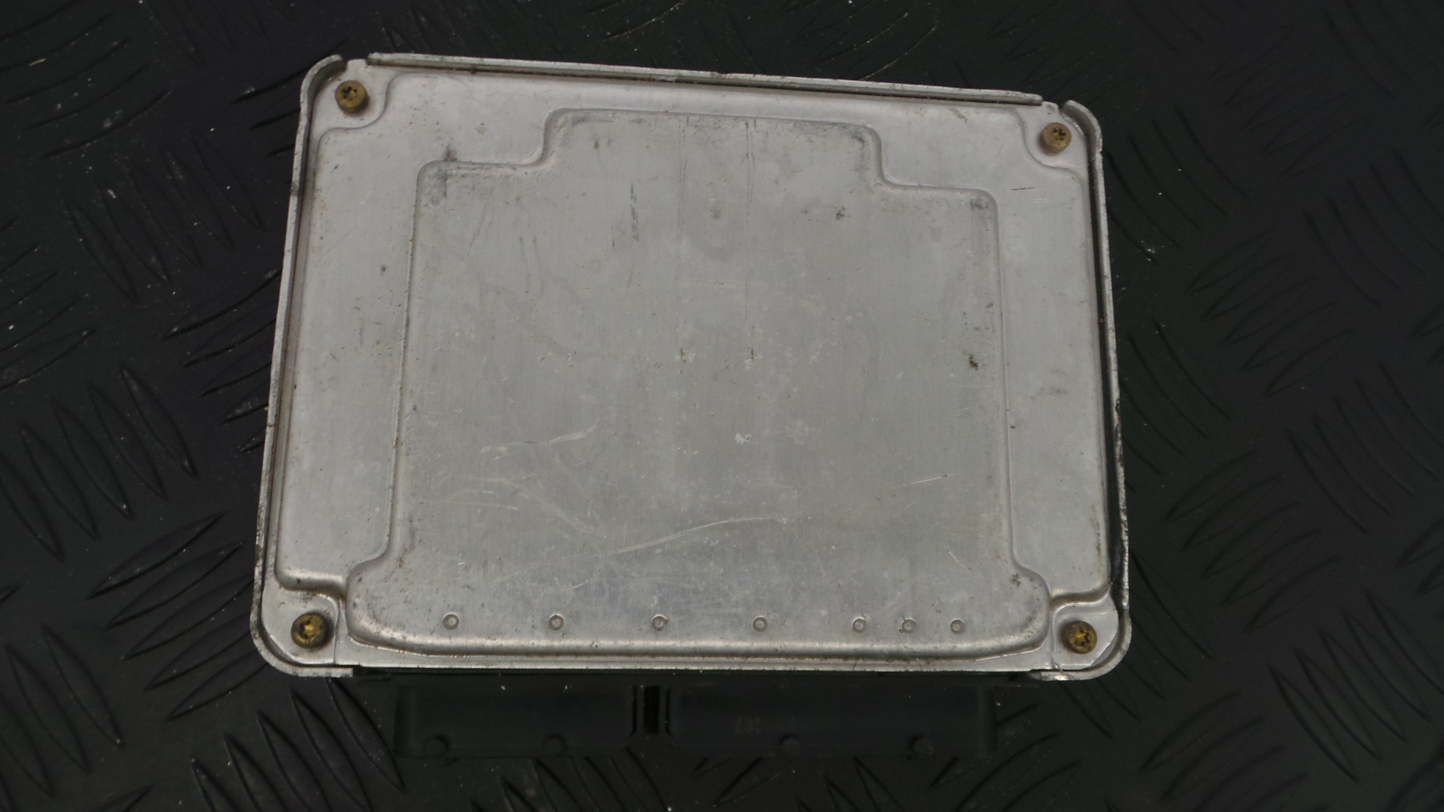 Centralina do Motor 038906019FF - VW GOLF IV (1J1), GOLF Mk IV (1J1)-33111914