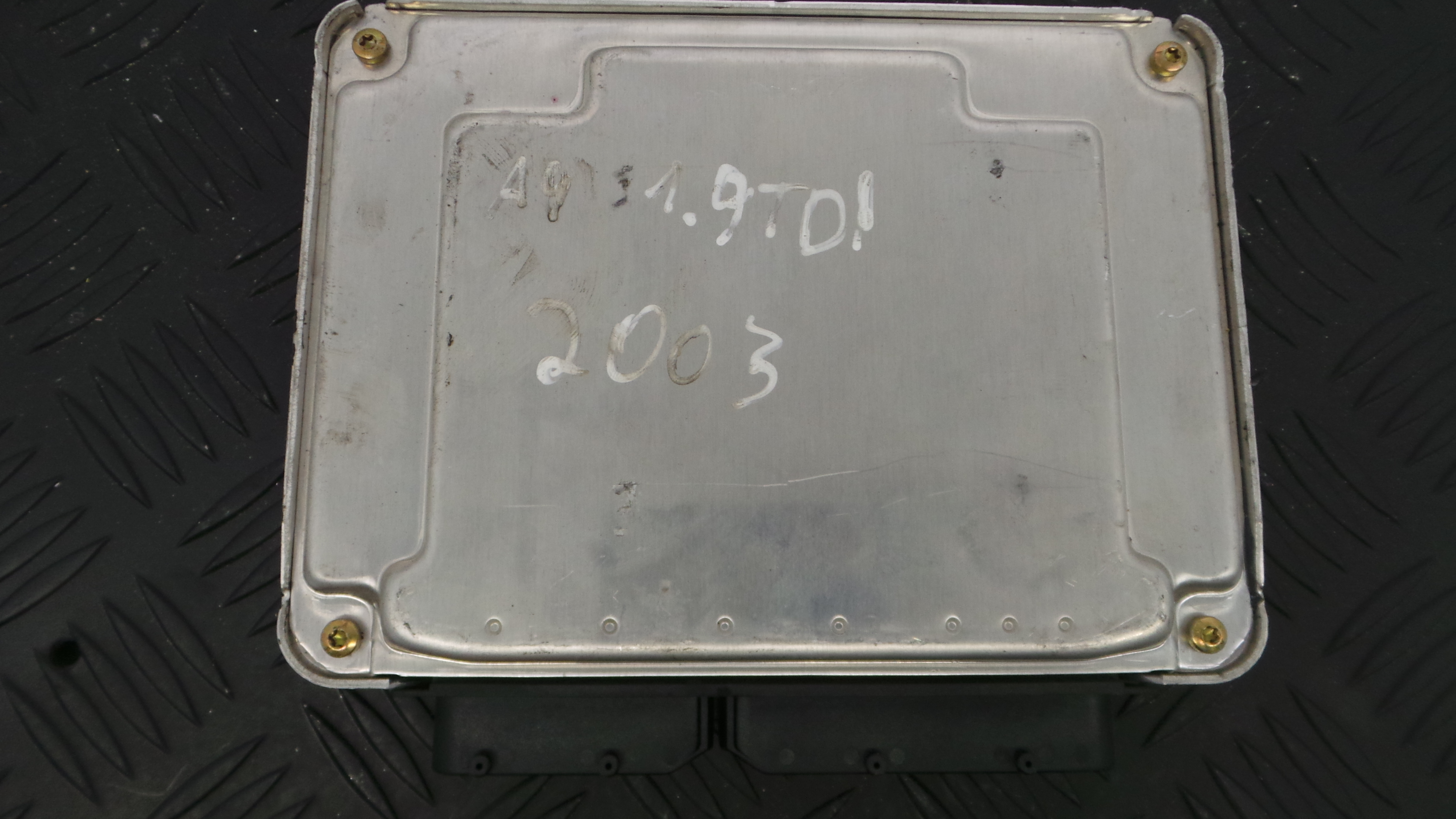 Centralina do Motor 038906019JQ - AUDI A4 B6 (8E2)-33111923