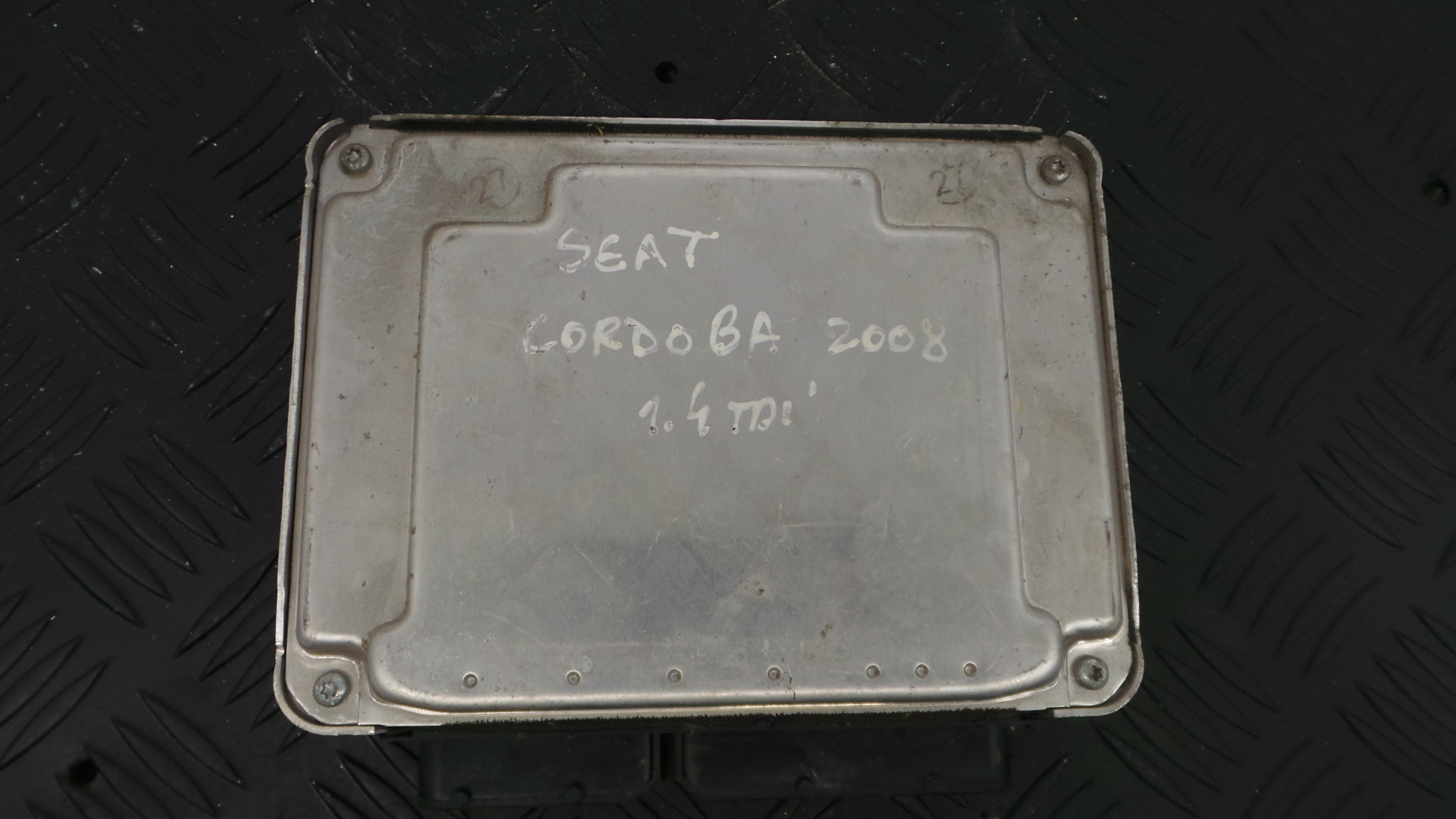 Centralina do Motor 045906019BQ - SEAT CORDOBA (6L2)-33111951 Centralina do Motor 045906019BQ - SEAT CORDOBA (6L2)-33111951
