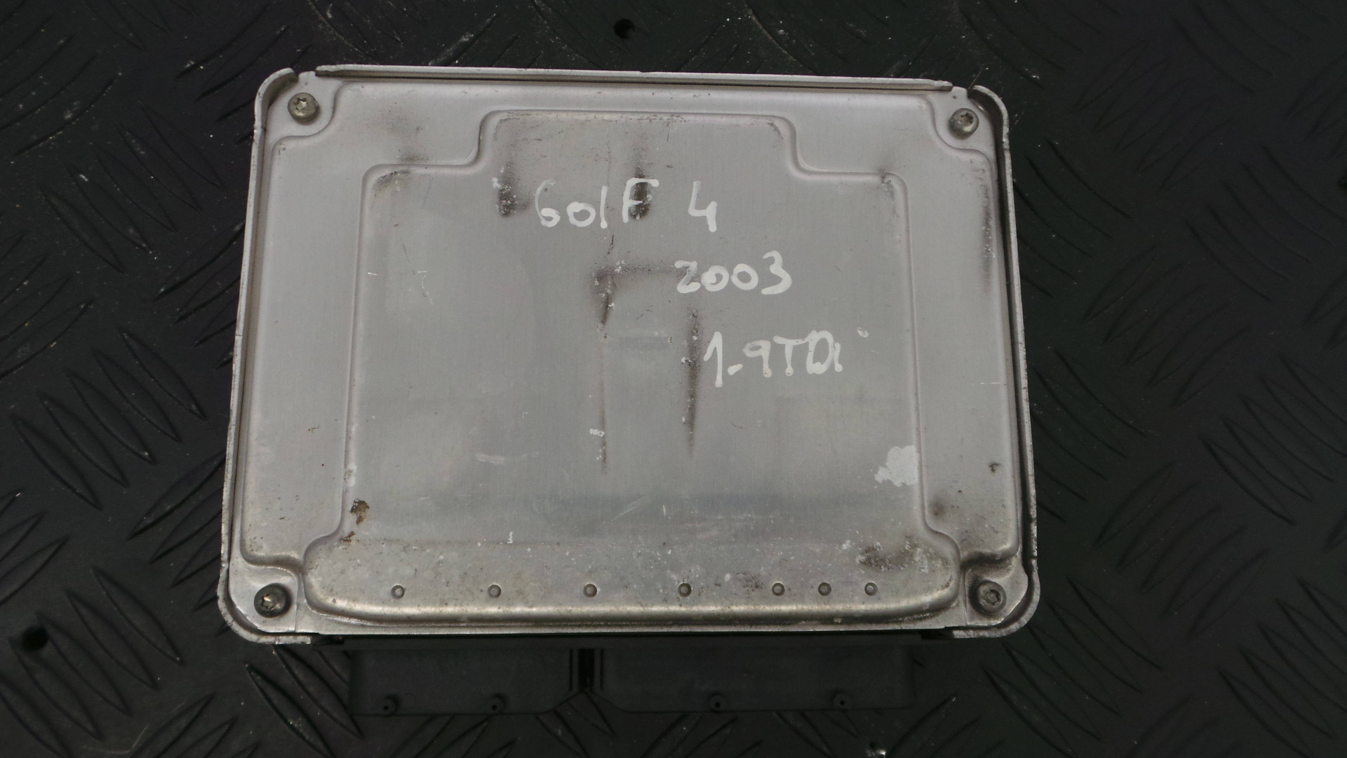 Centralina do Motor 038906019DD - VW GOLF IV (1J1), GOLF Mk IV (1J1)-33111954