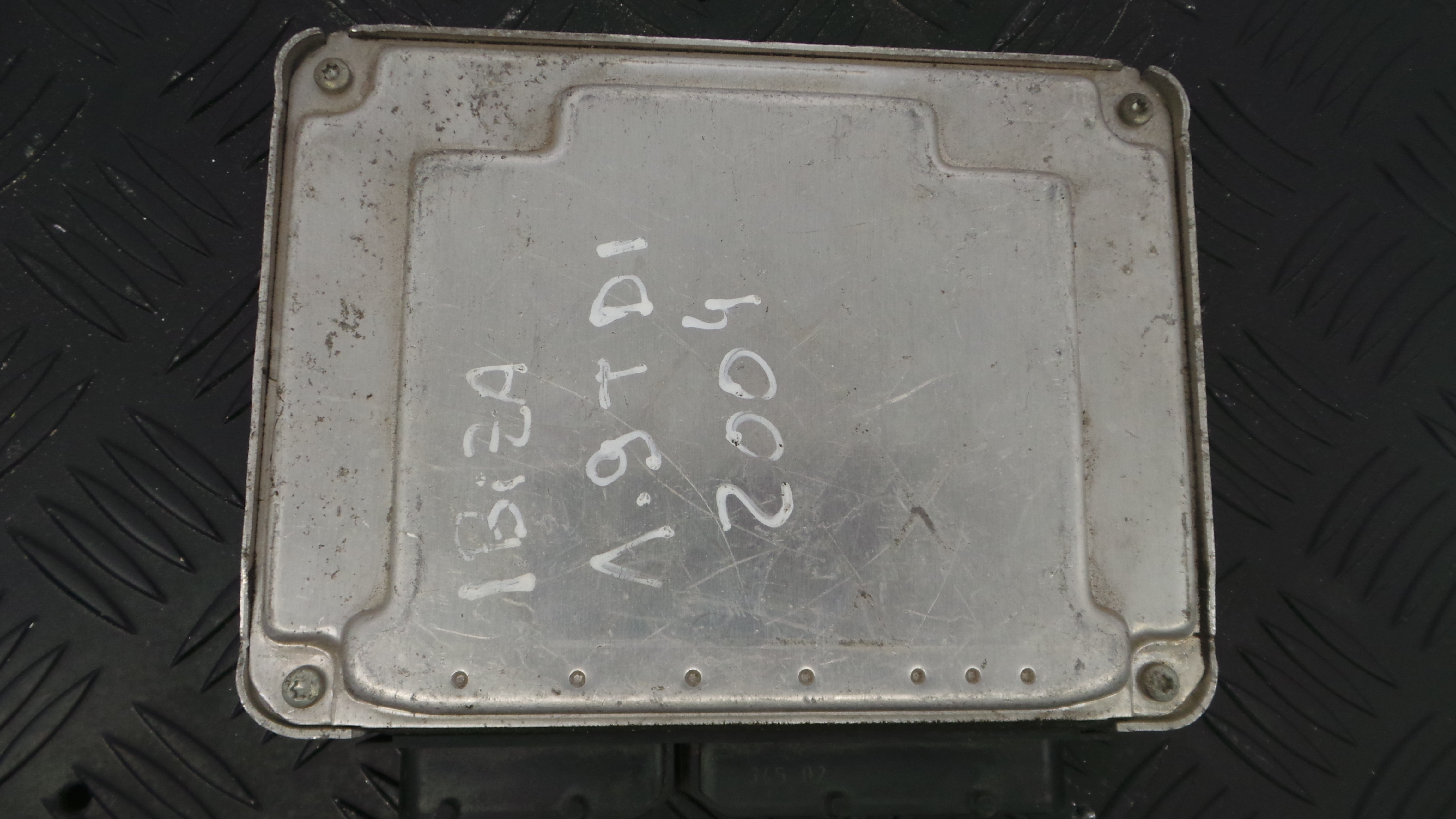 Centralina do Motor 038906019KT - SEAT IBIZA III (6L1), IBIZA Mk III (6L1)-33111962