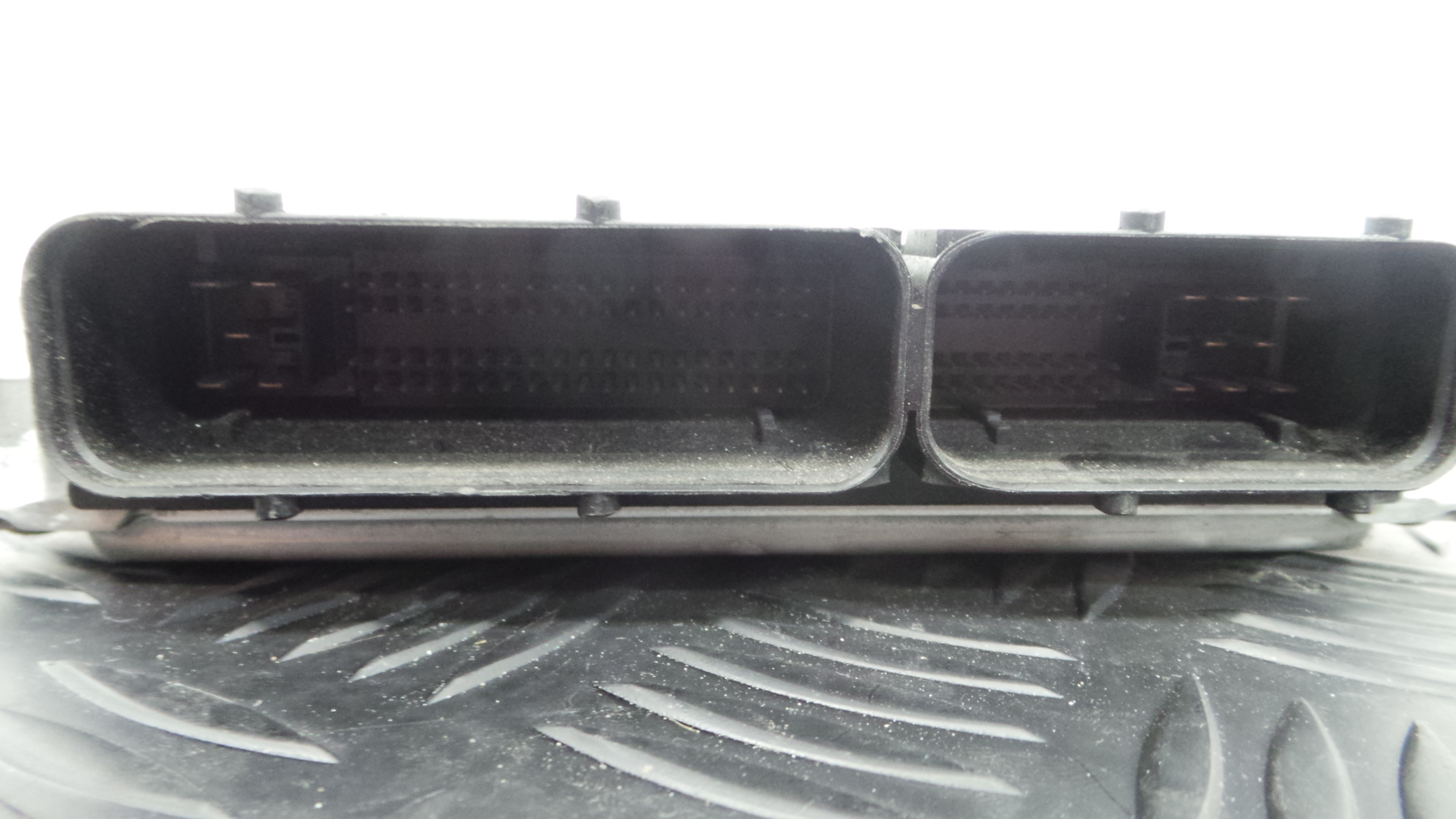 Centralina do Motor 4B0906018CG - VW PASSAT B5.5 (3B3)-33111973