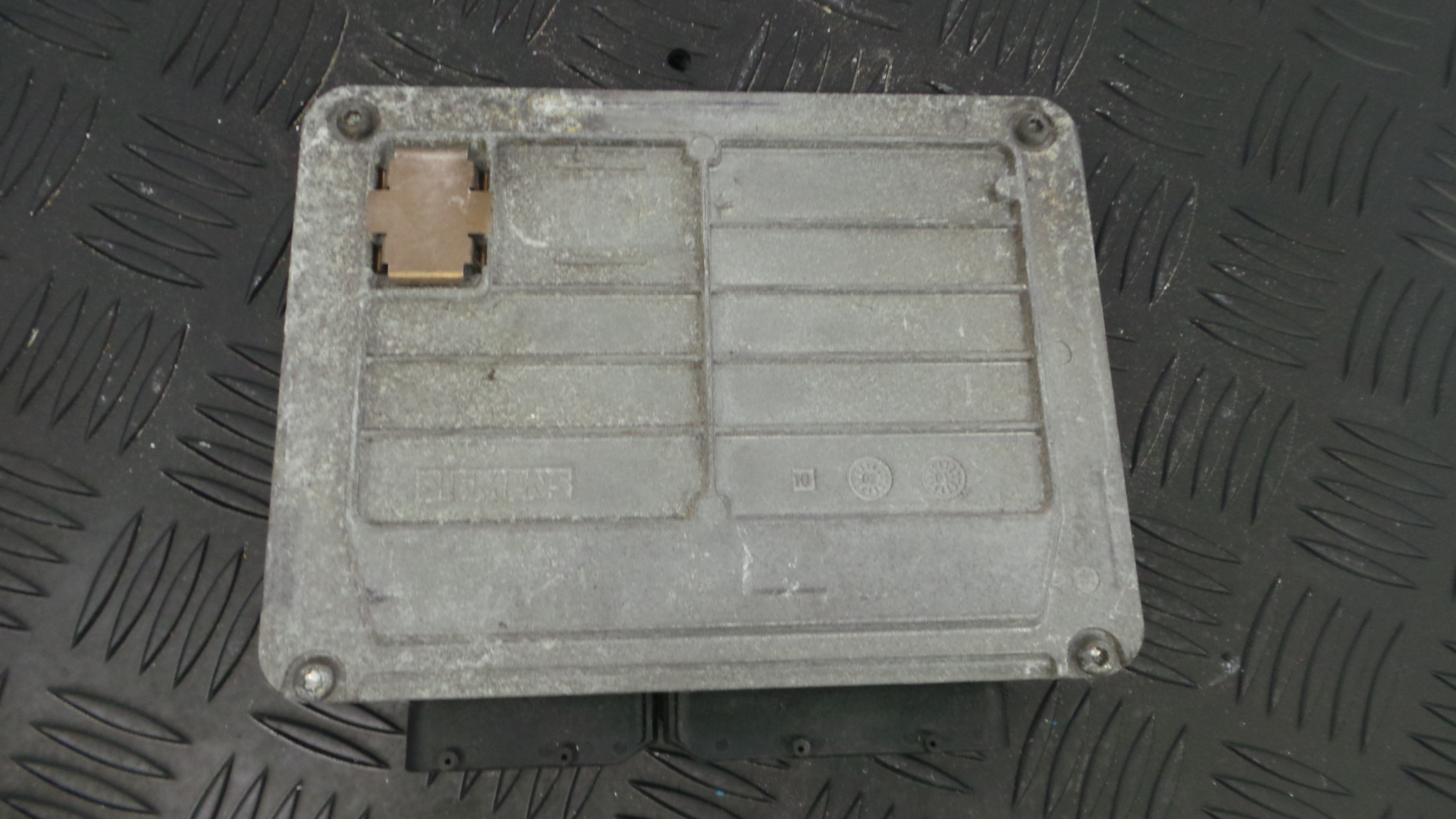 Centralina do Motor 047906033C - SKODA FABIA I (6Y2)-33115023