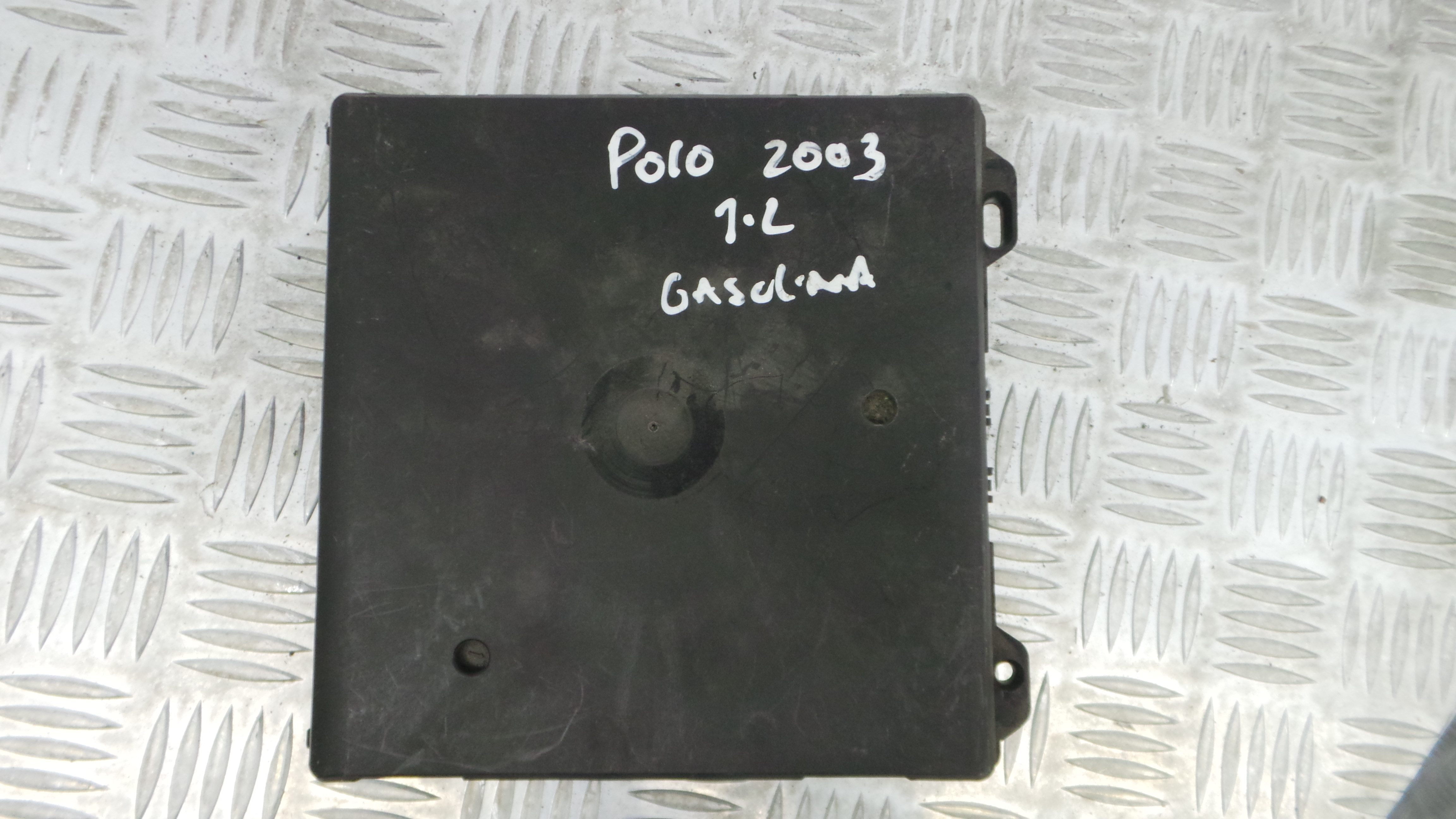 Modulo Electrónico 6Q1937049D - VW POLO (9N_, 9A_)-33115055 Modulo Electrónico 6Q1937049D - VW POLO (9N_, 9A_)-33115055