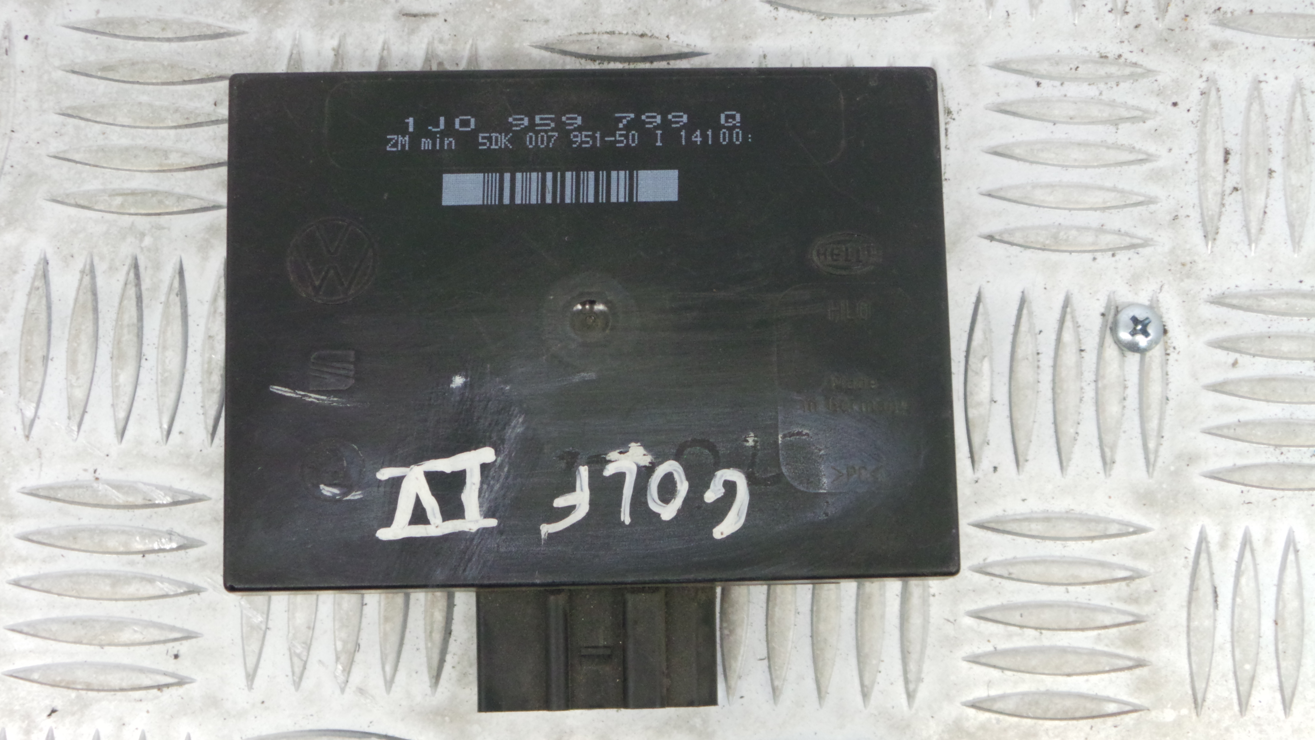 Centralina do Fecho Central 1J0959799Q - VW GOLF IV (1J1), GOLF Mk IV (1J1)-33115106