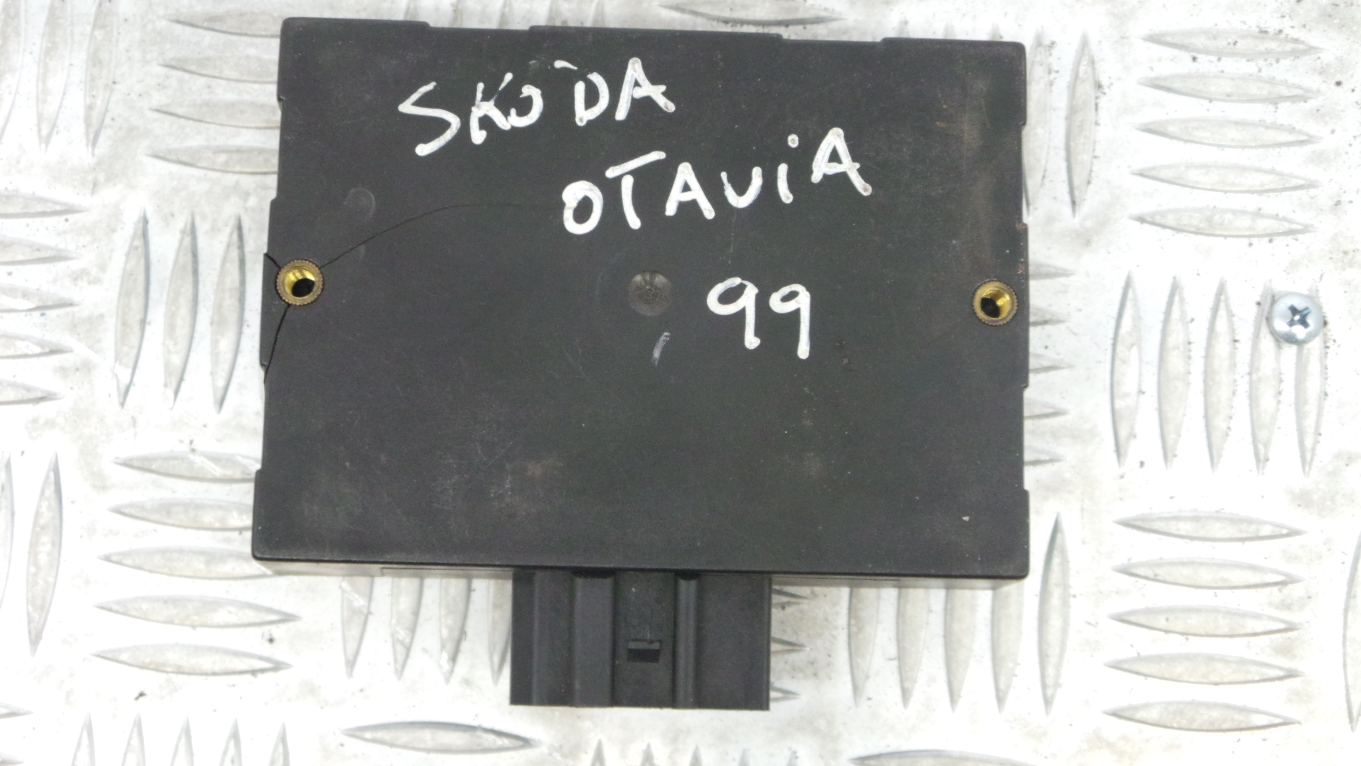 Centralina do Fecho Central 1J0959799L - SKODA OCTAVIA I (1U2)-33115110
