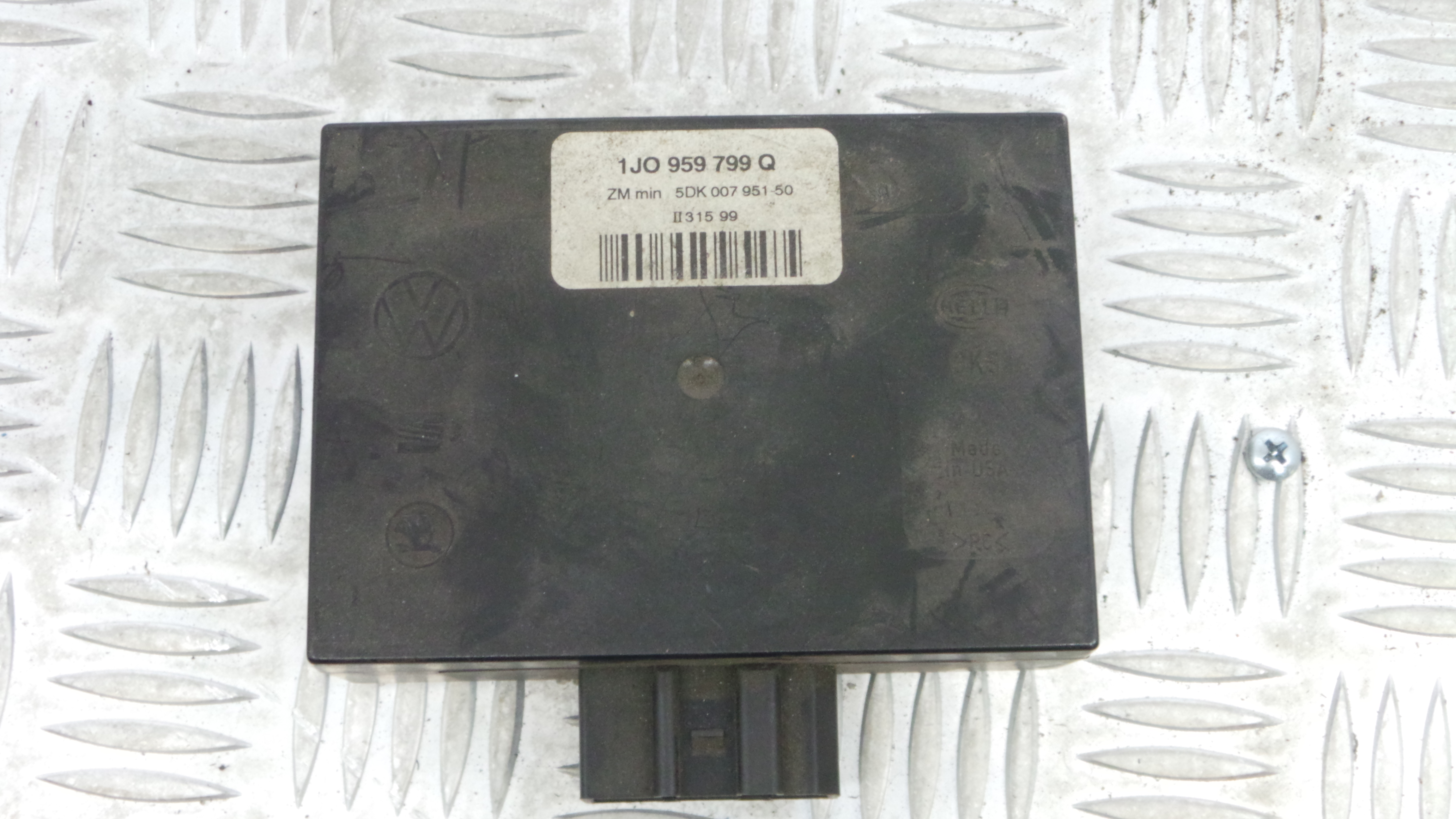 Centralina do Fecho Central 1J0959799Q - VW GOLF IV (1J1), GOLF Mk IV (1J1)-33115121