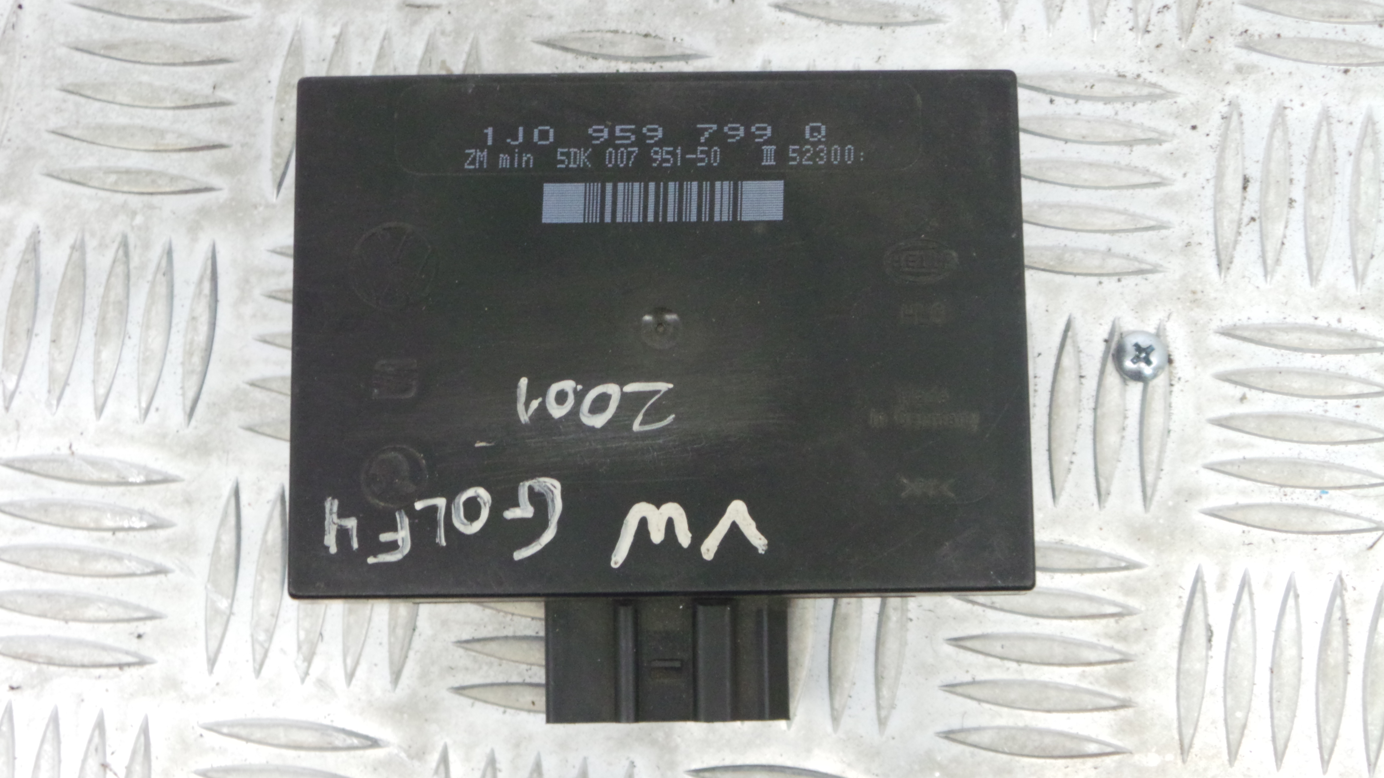 Centralina do Fecho Central 1J0959799Q - VW GOLF IV (1J1), GOLF Mk IV (1J1)-33115129