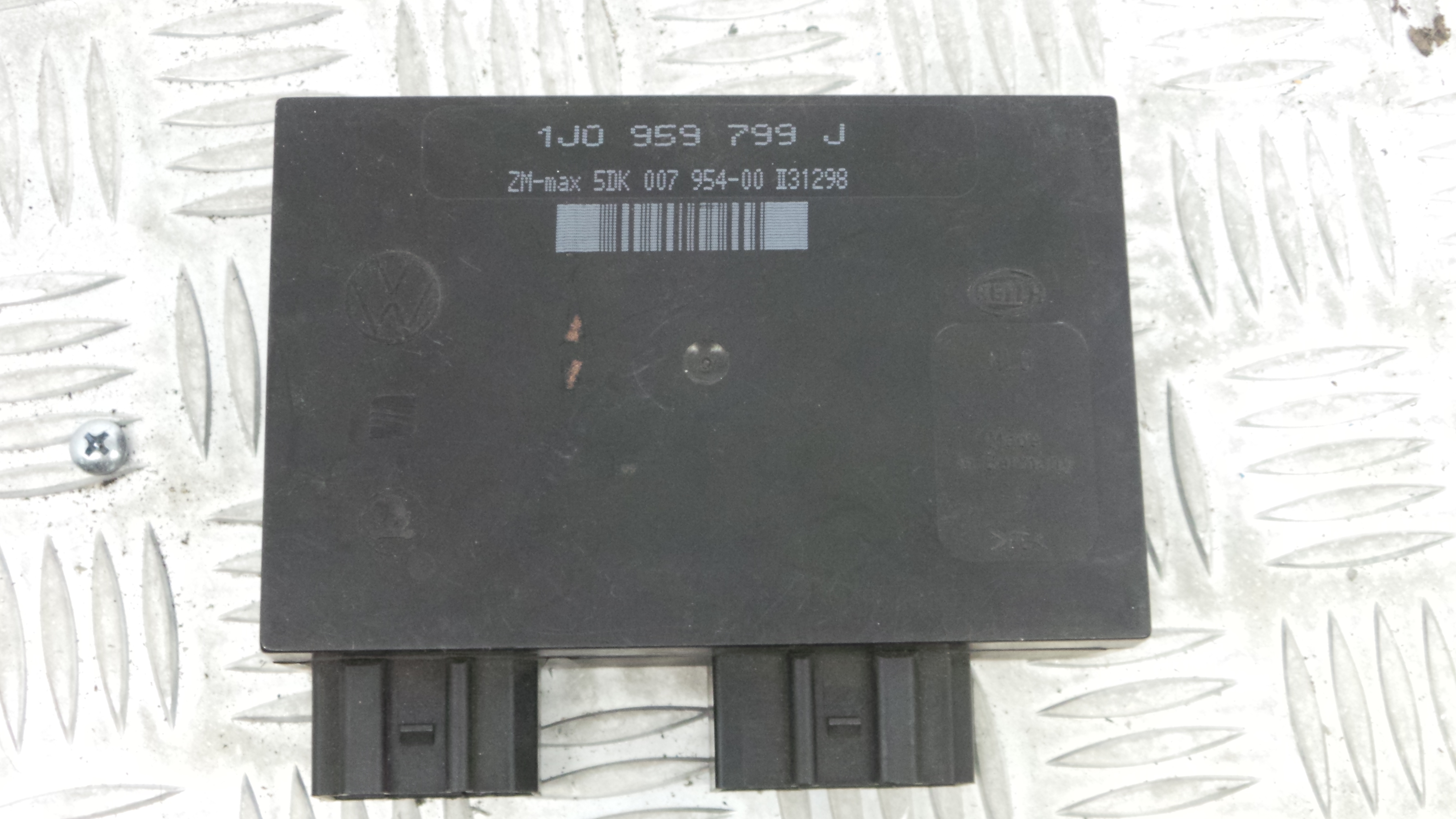 Centralina do Fecho Central 1J0959799J - VW GOLF IV (1J1), GOLF Mk IV (1J1)-33115157