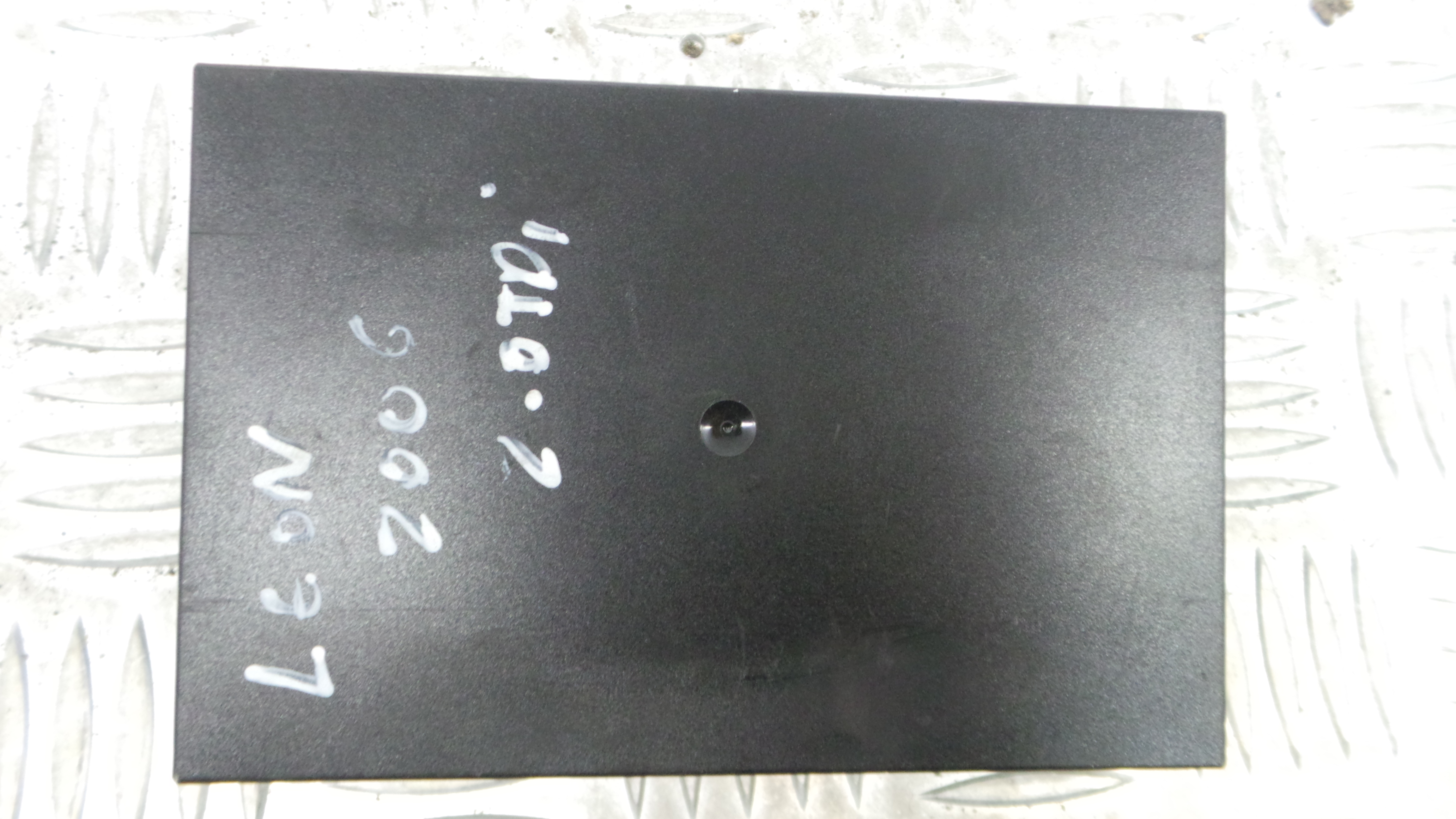 Centralina do Fecho Central 1K0959433AK - SEAT LEON (1P1)-33115227 Centralina do Fecho Central 1K0959433AK - SEAT LEON (1P1)-33115227