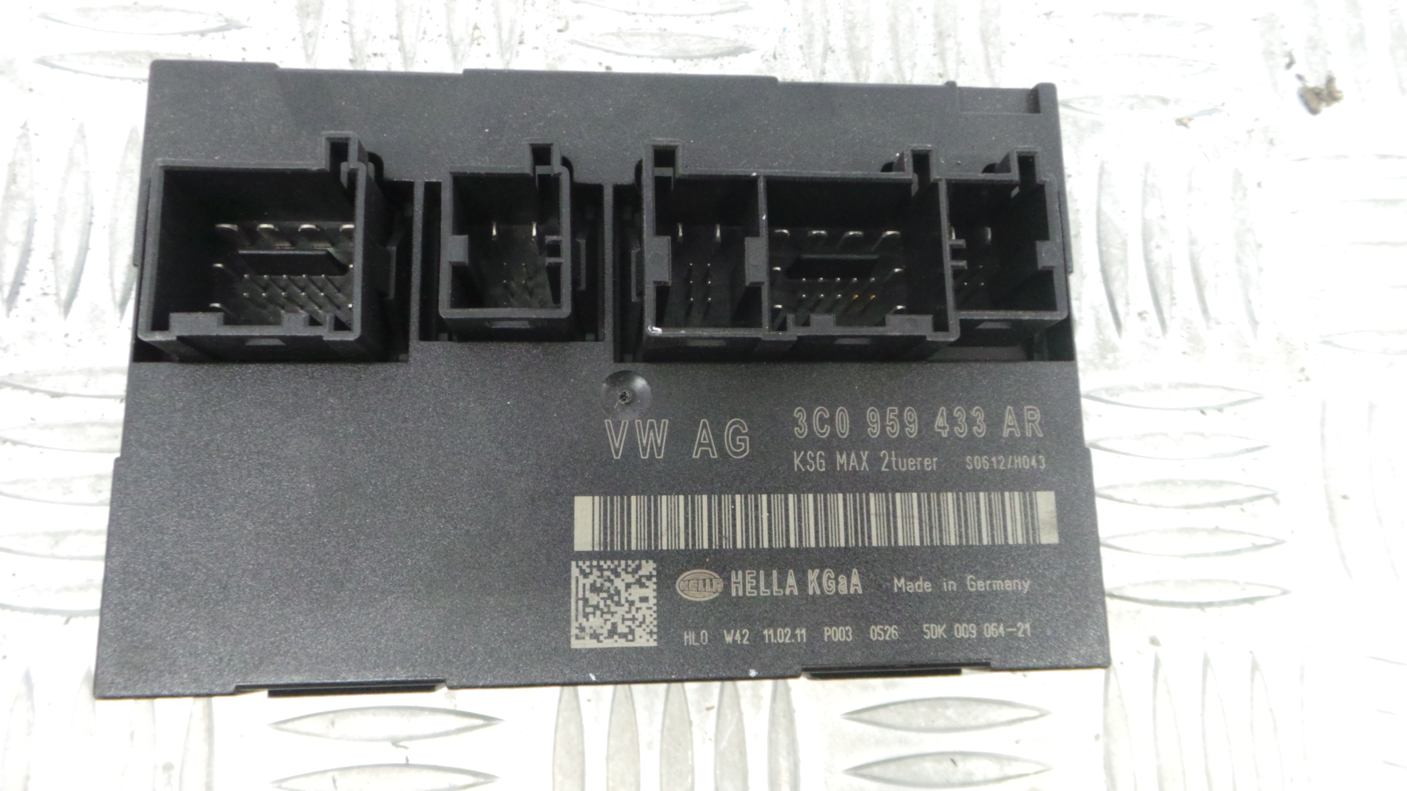 Centralina do Fecho Central 3C0959433AR - VW PASSAT B7 (A32, A33)-33115229