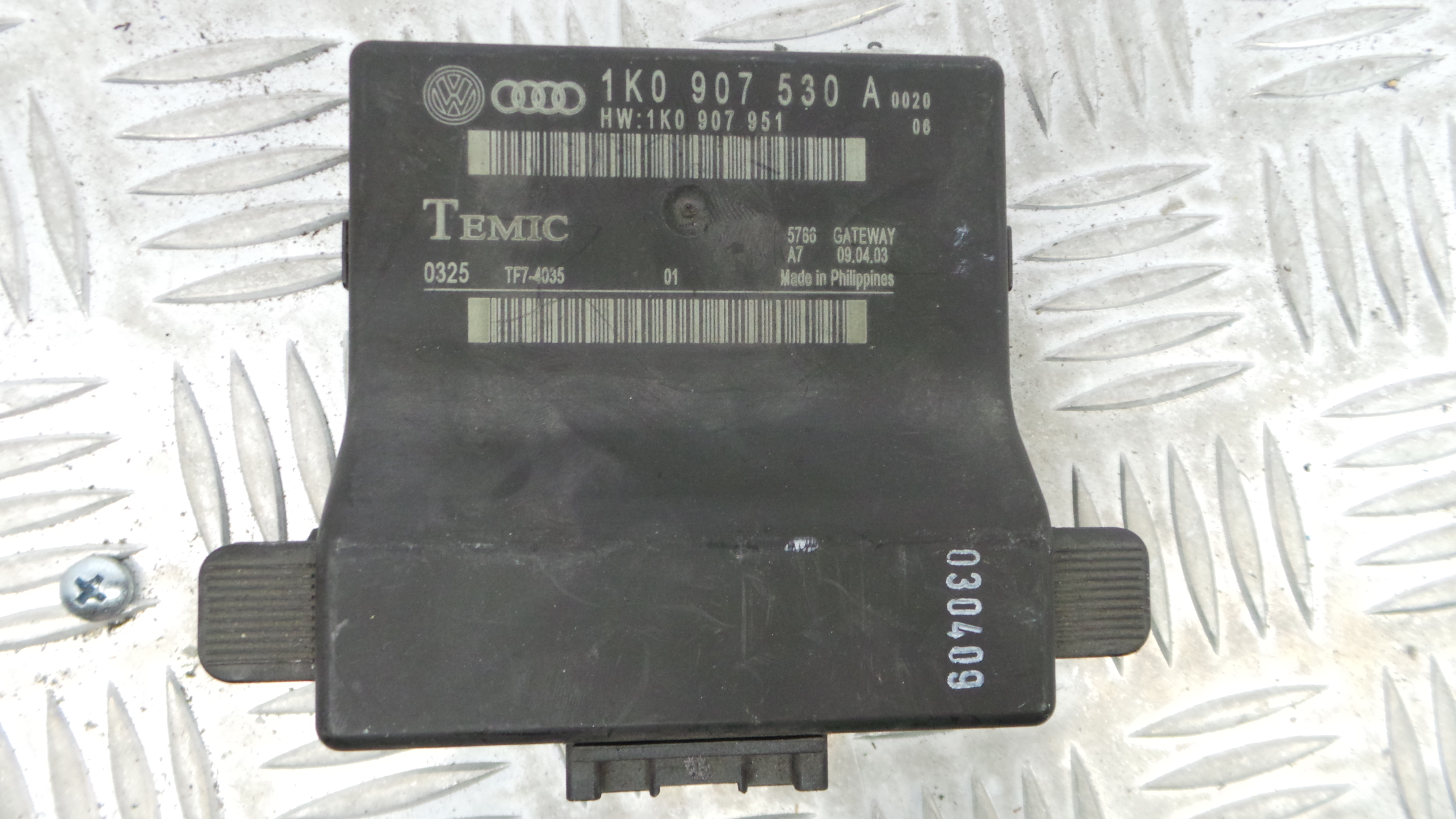 Modulo Electrónico 1K0907530A - VW TOURAN (1T1, 1T2)-33115267