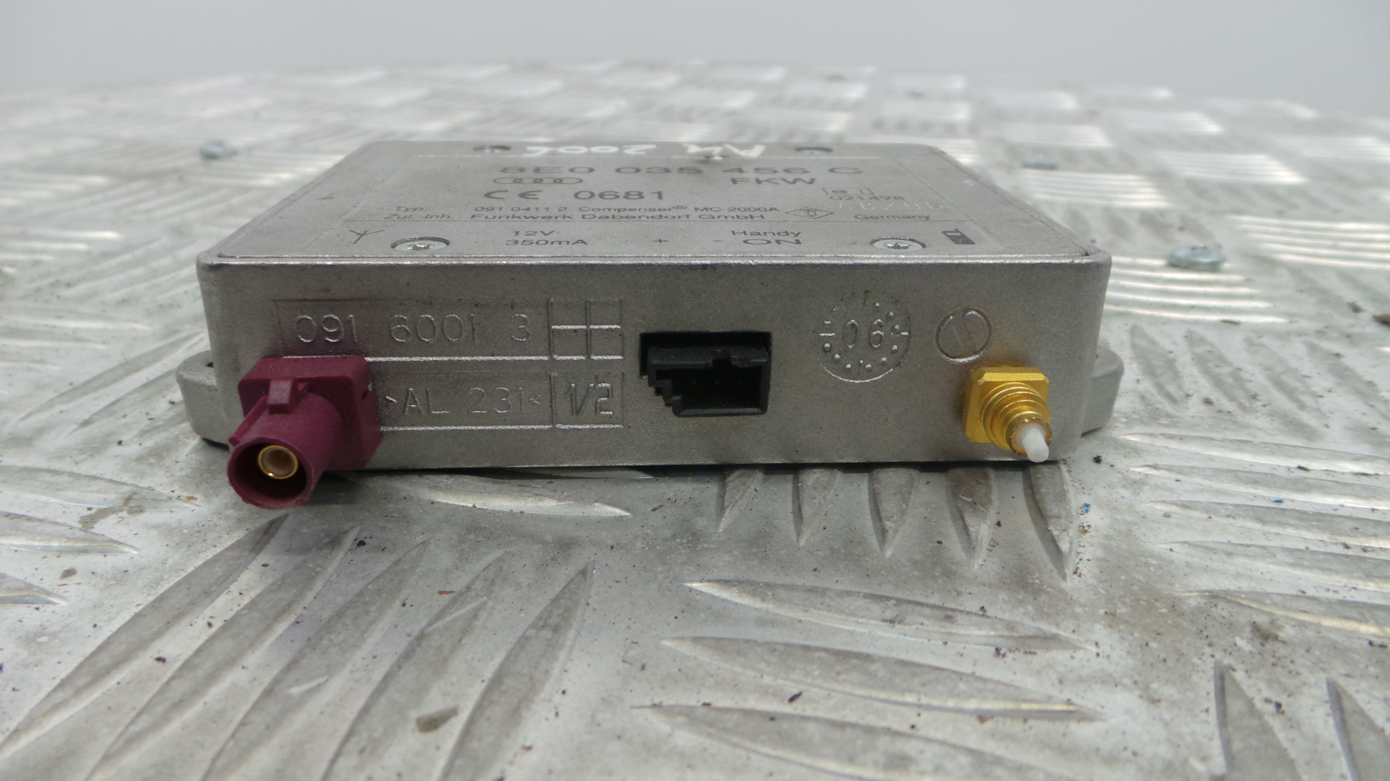 Adaptador Antena 8E0035456C - AUDI A4 B7 (8EC)-33115273