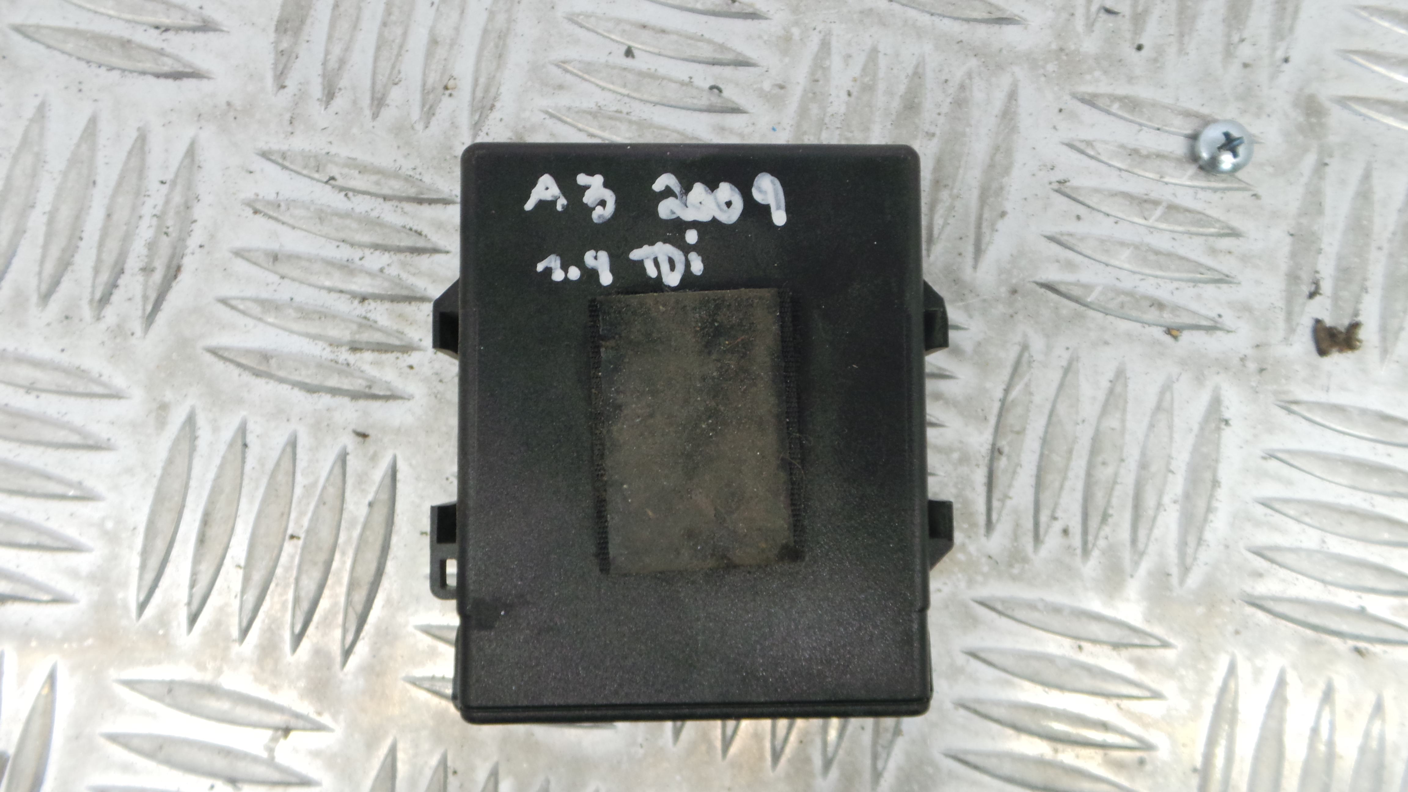 Centralina Sensores Estacionamento 8E0054635D - AUDI A3 (8P1)-33115283