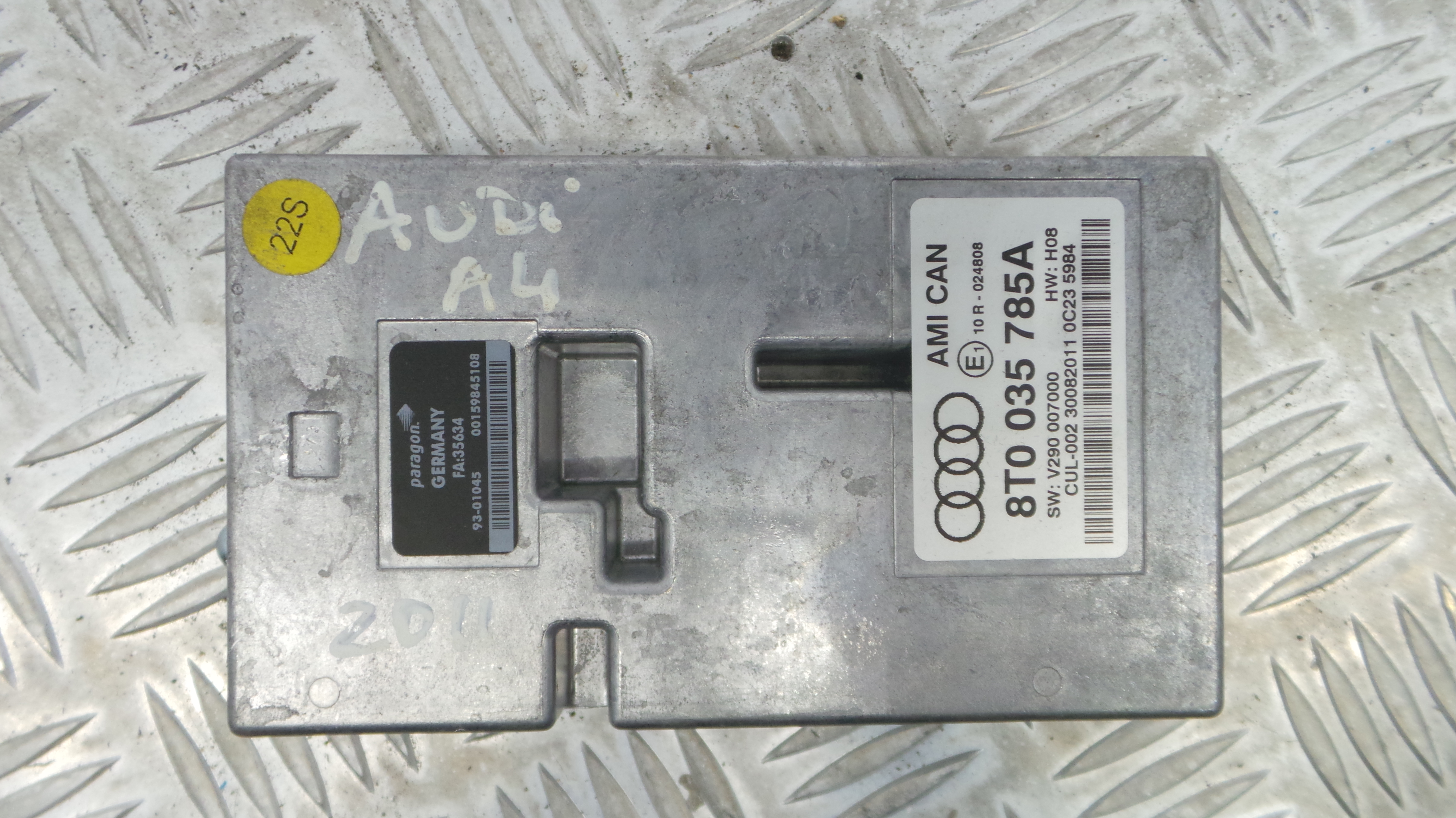 Centrais multimédias 8T0035785A - AUDI A4 B8 (8K2)-33115305