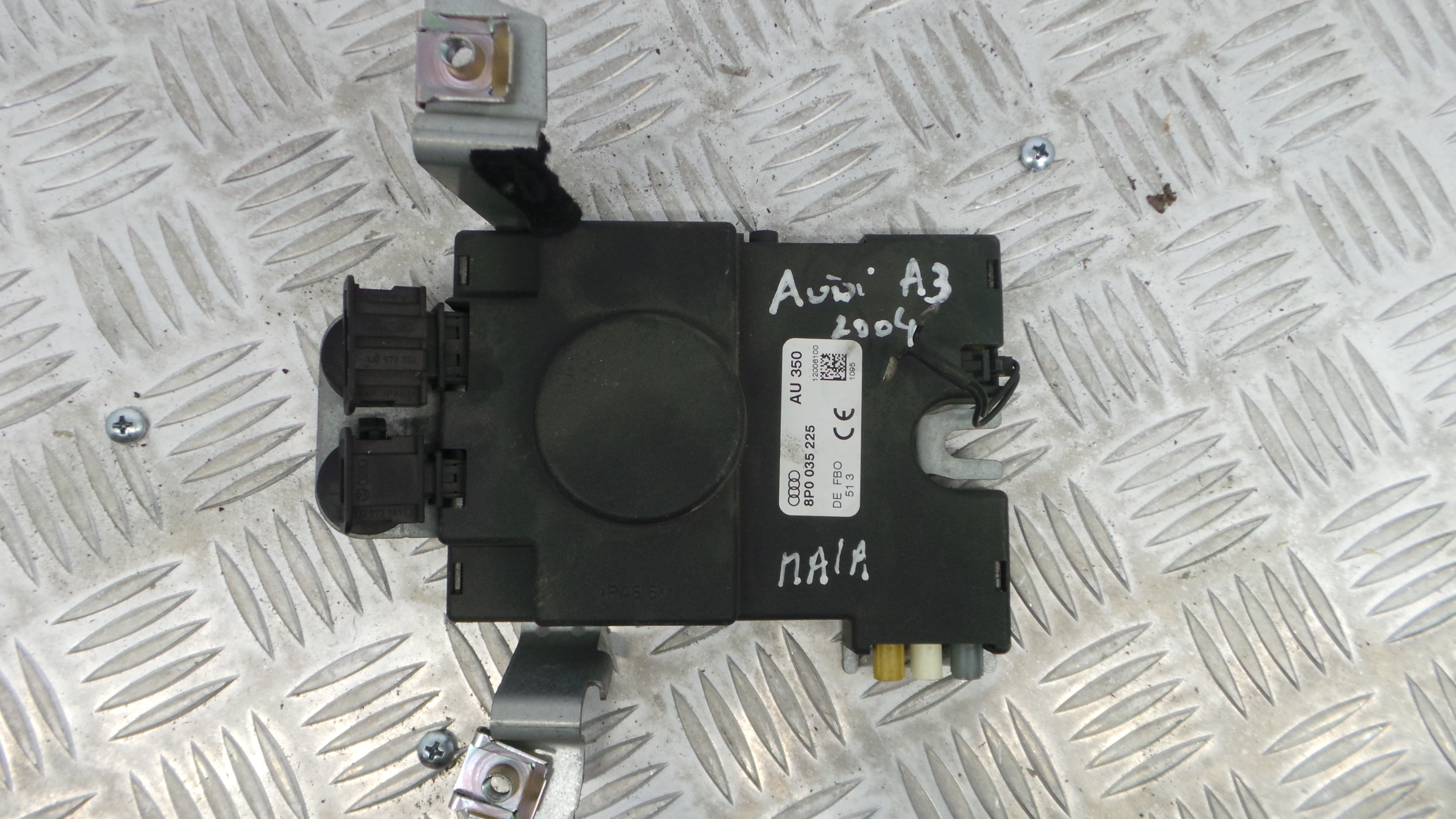 Adaptador Antena 8P0035225 - AUDI A3 (8P1)-33115309
