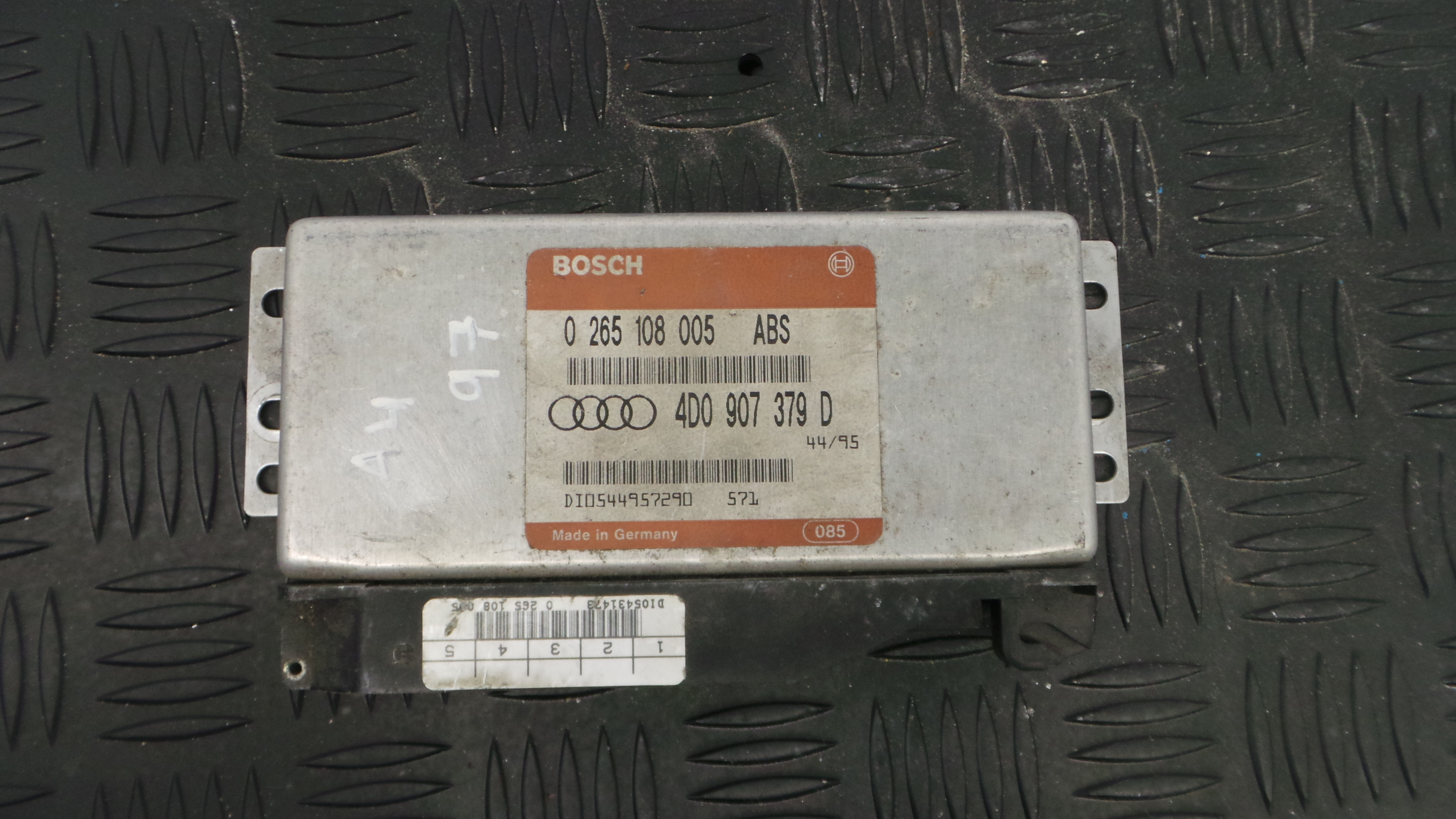 Centralina de ABS 4D0907379D - AUDI A4 B5 (8D2)-33115321