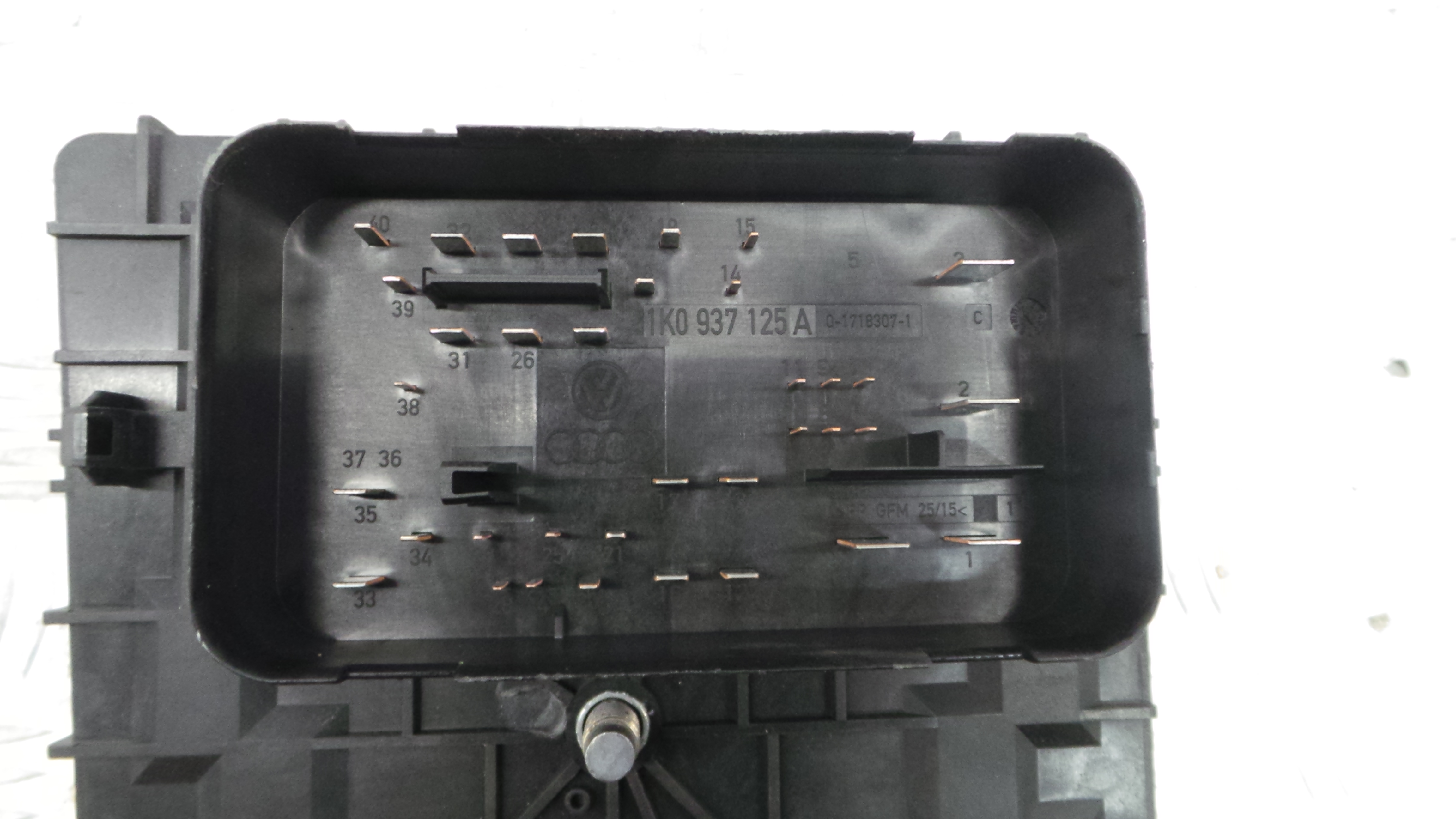 Caixa dos Fusíveis / BSI / UCH / SAM 1K0937125A - VW GOLF V (1K1)-33118339