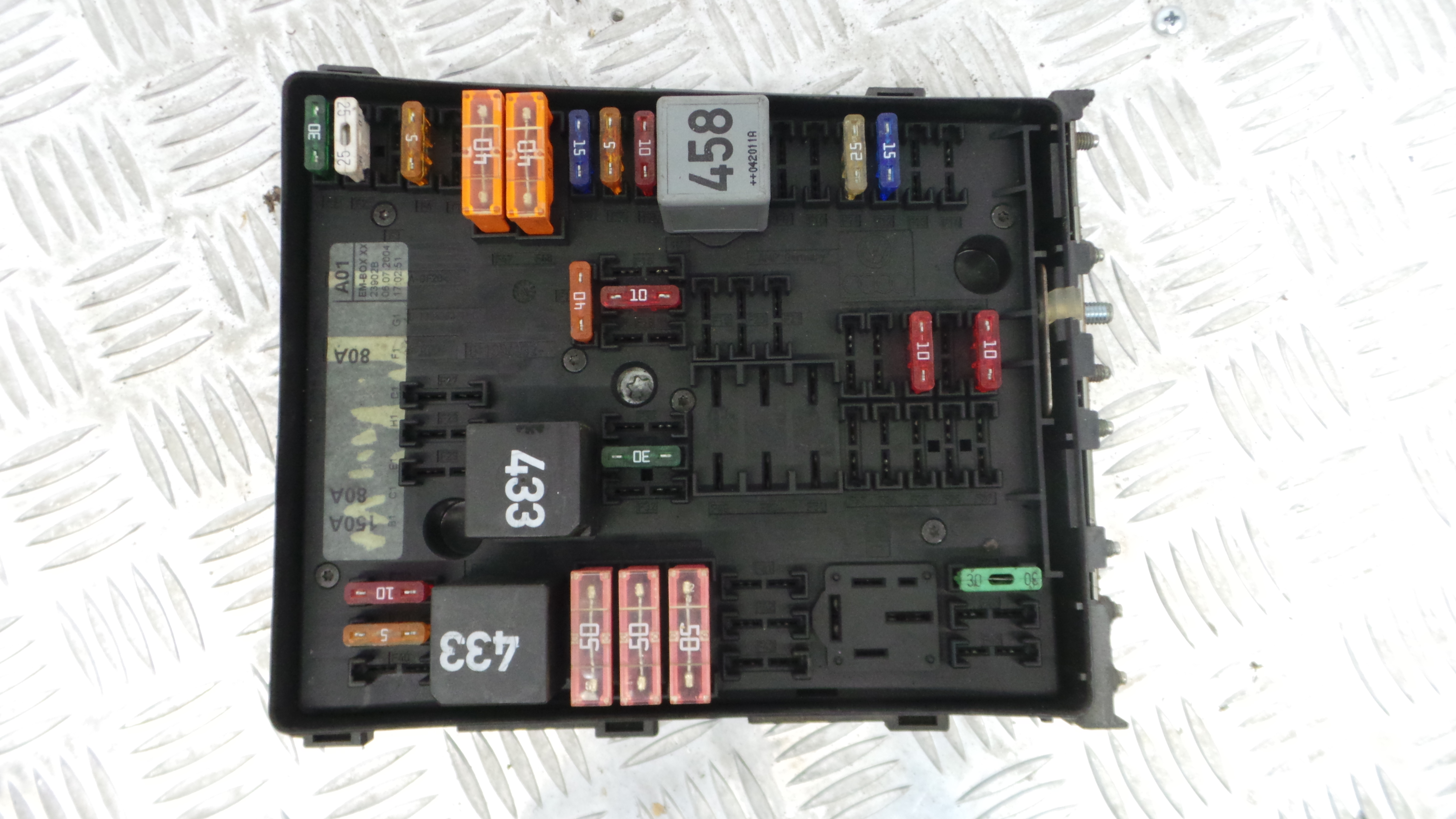 Caixa dos Fusíveis / BSI / UCH / SAM 1K0937124K - VW GOLF V (1K1)-33118720