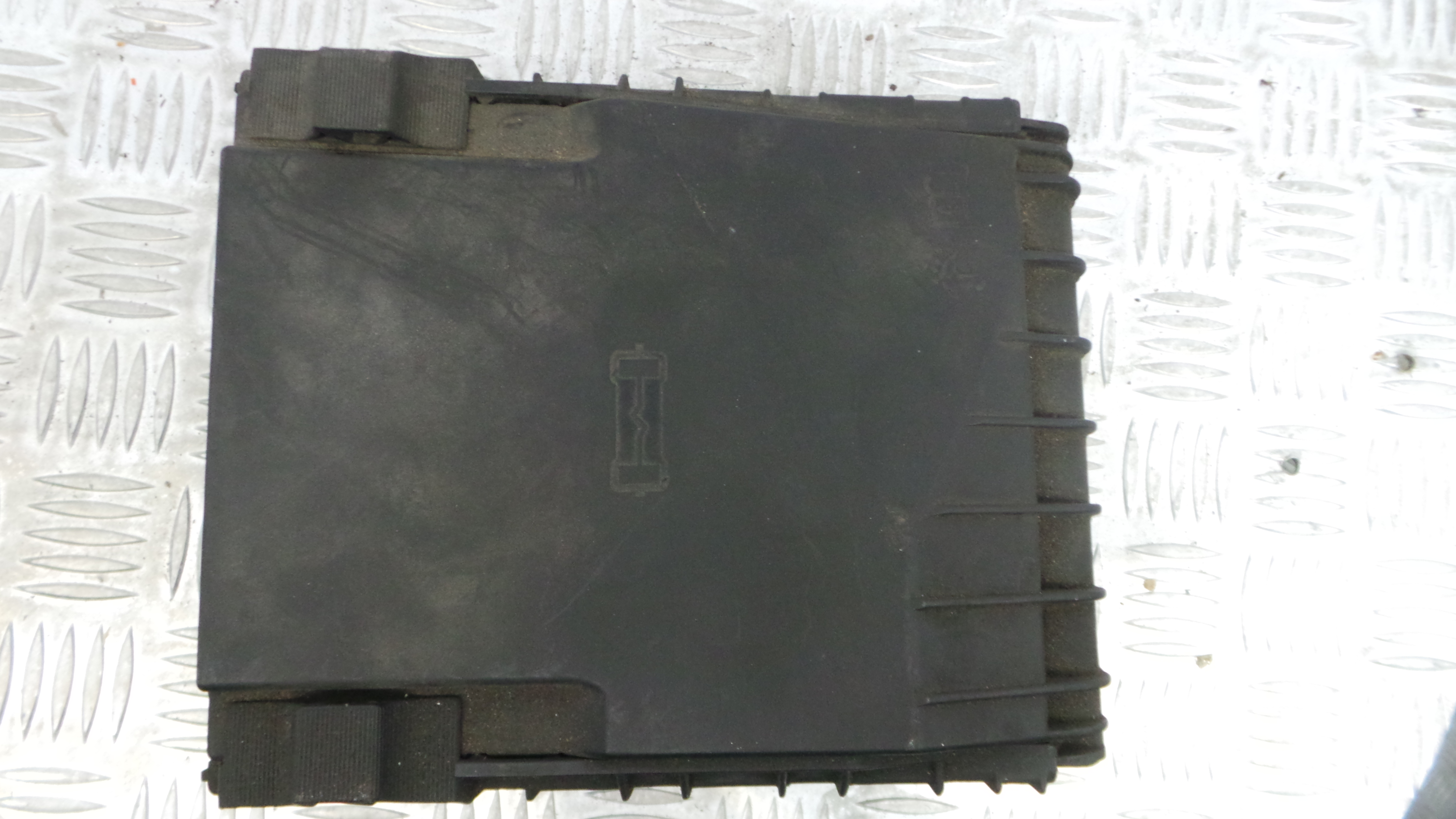 Caixa dos Fusíveis / BSI / UCH / SAM 1K0937125A - VW GOLF V (1K1)-33120870