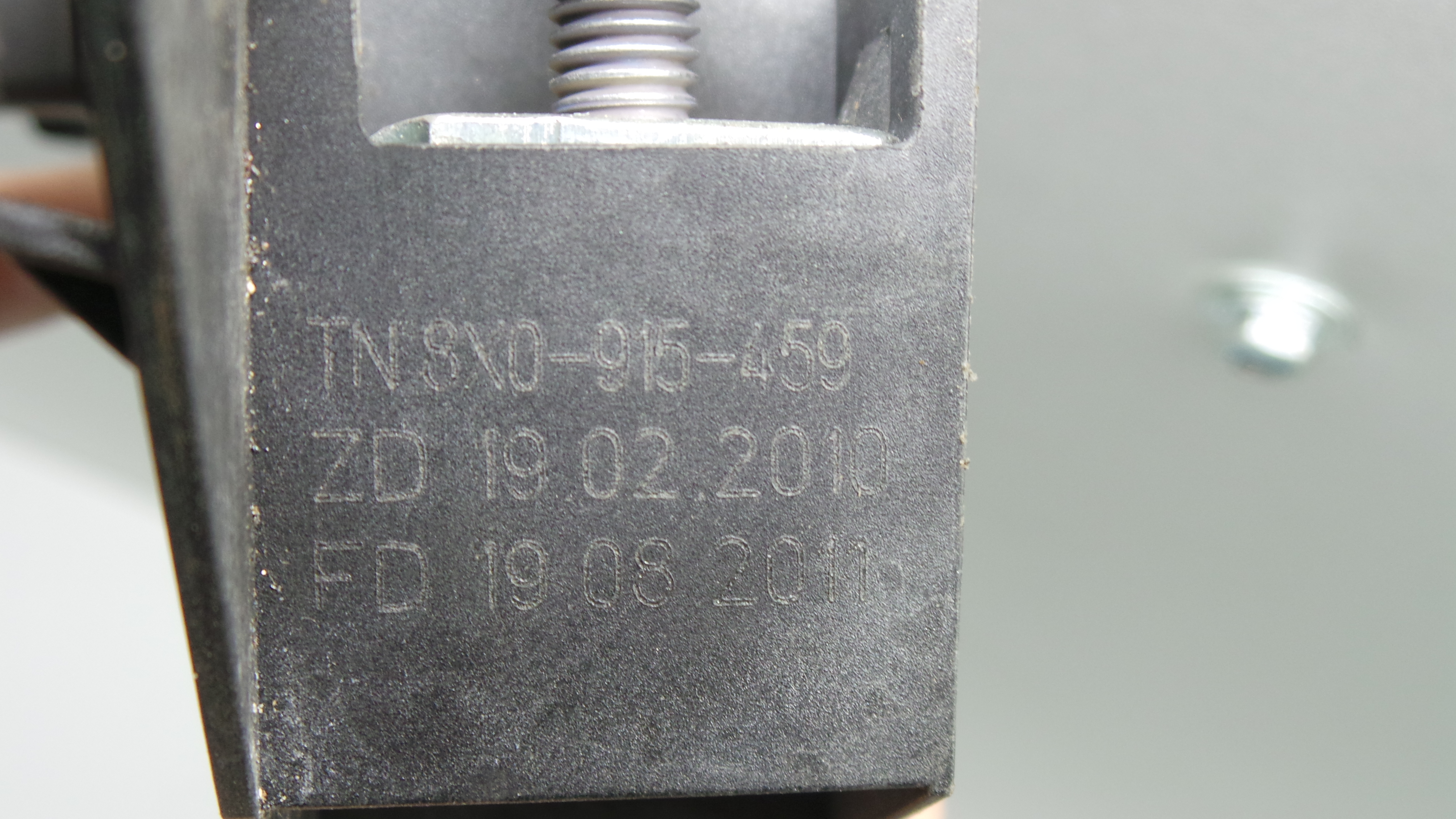 Caixa dos Fusíveis / BSI / UCH / SAM 8X0915459 - AUDI A1 (8X1, 8XK)-33121131