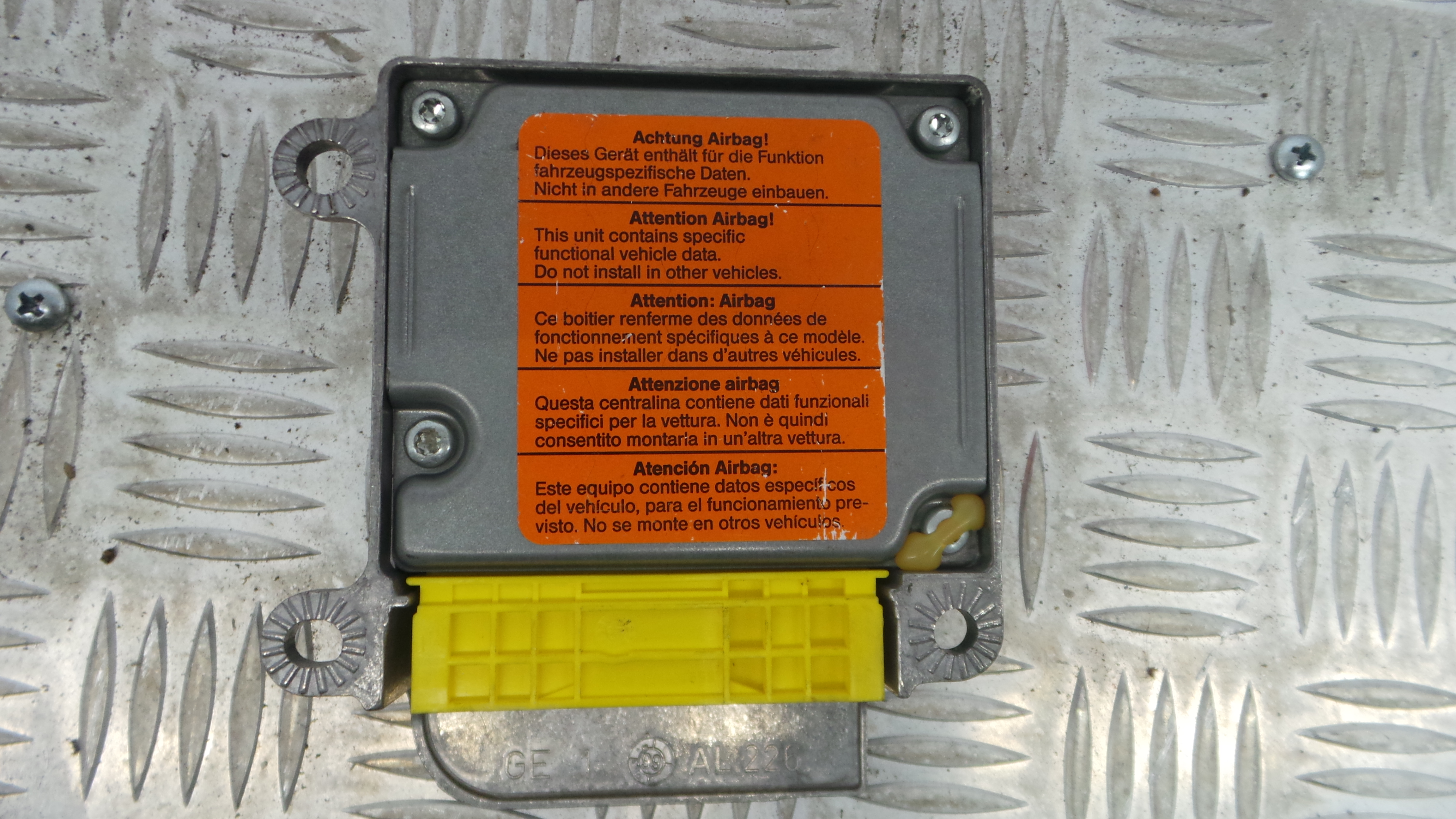 Centralina de Airbags 6Q0909605B - VW PASSAT B5 (3B2)-33128411 Centralina de Airbags 6Q0909605B - VW PASSAT B5 (3B2)-33128411