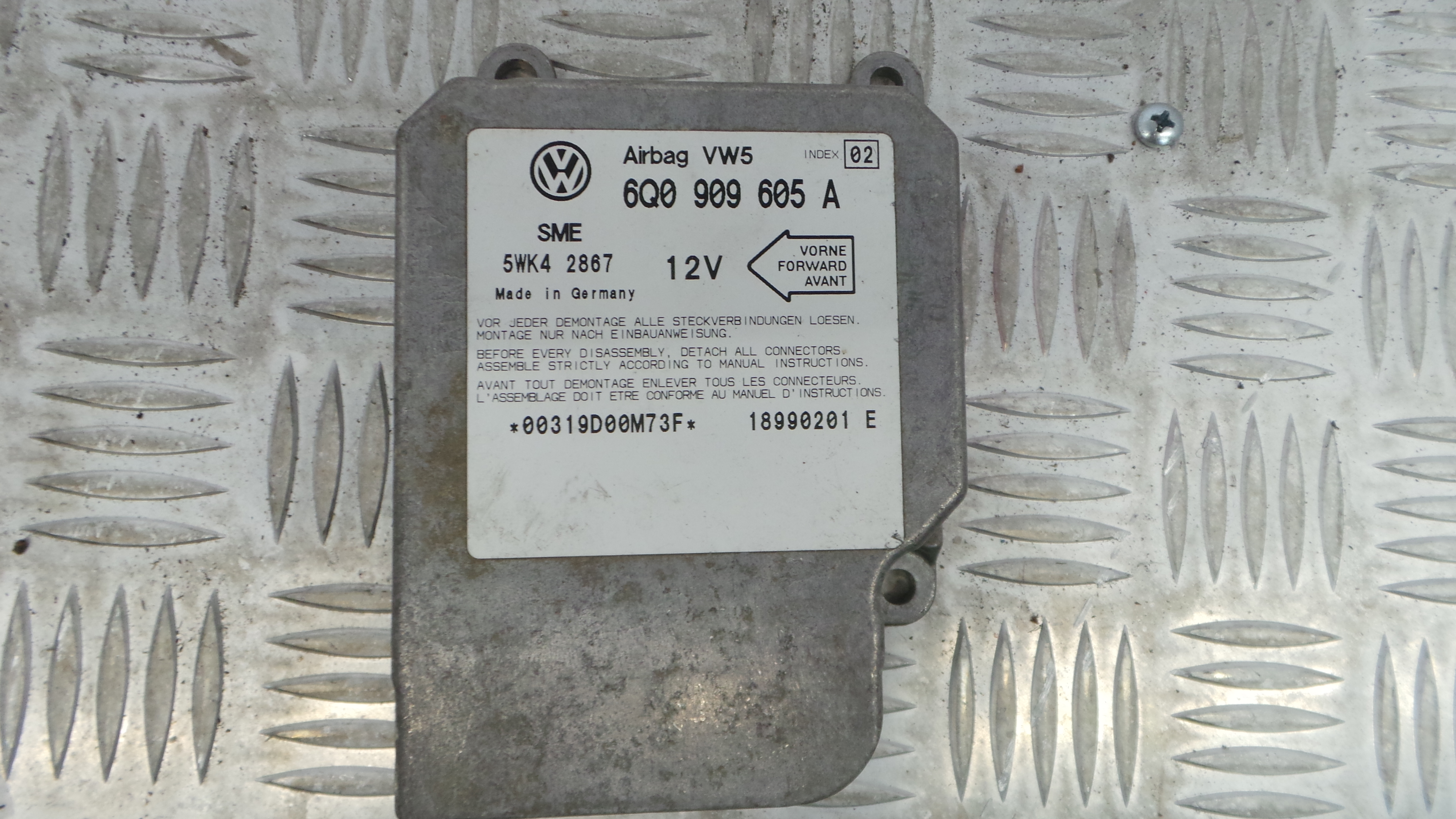 Centralina de Airbags 6Q0909605A - VW GOLF IV (1J1), GOLF Mk IV (1J1)-33128416