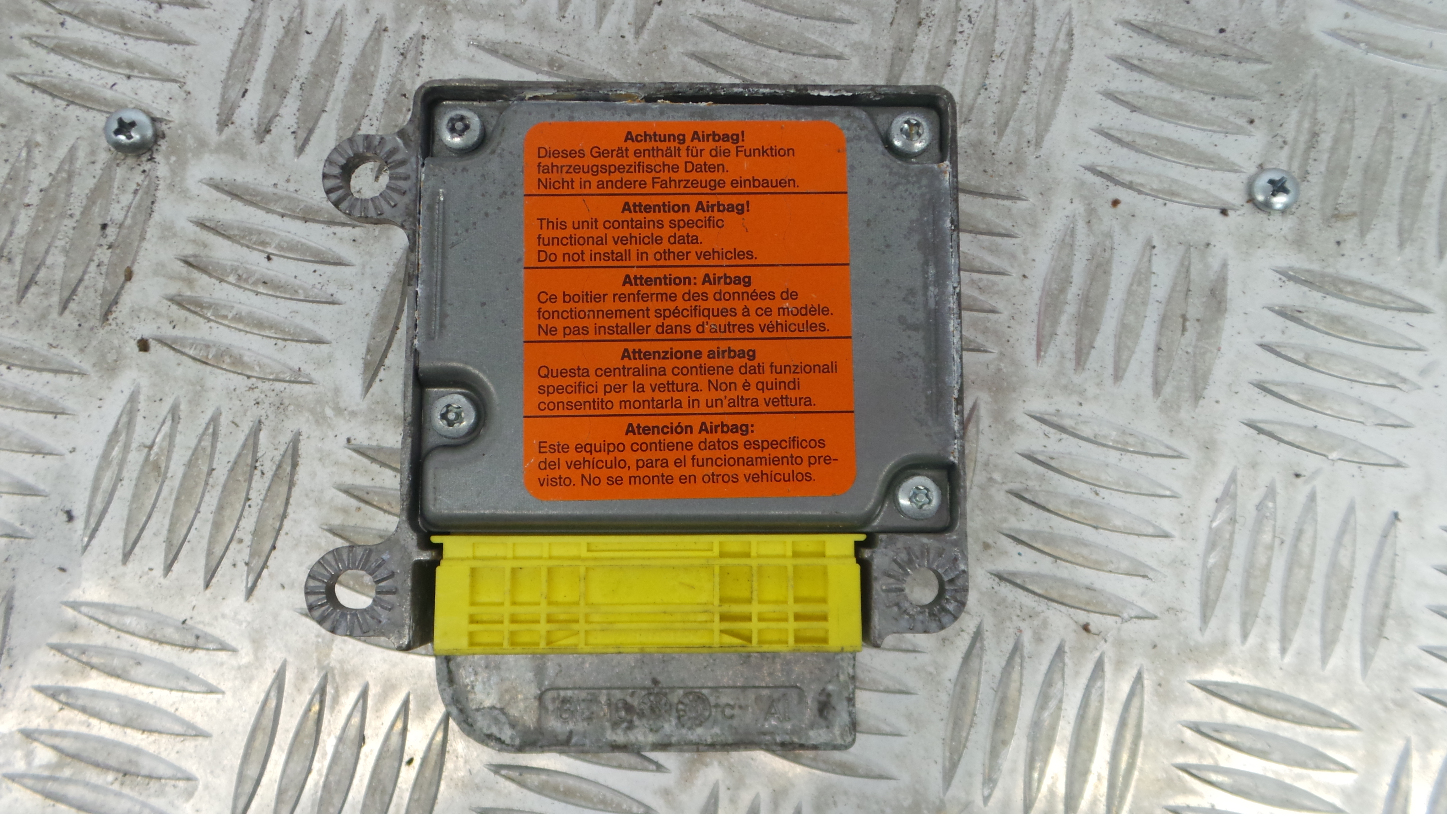 Centralina de Airbags 6Q0909605B - VW PASSAT B5.5 (3B3)-33128687 Centralina de Airbags 6Q0909605B - VW PASSAT B5.5 (3B3)-33128687