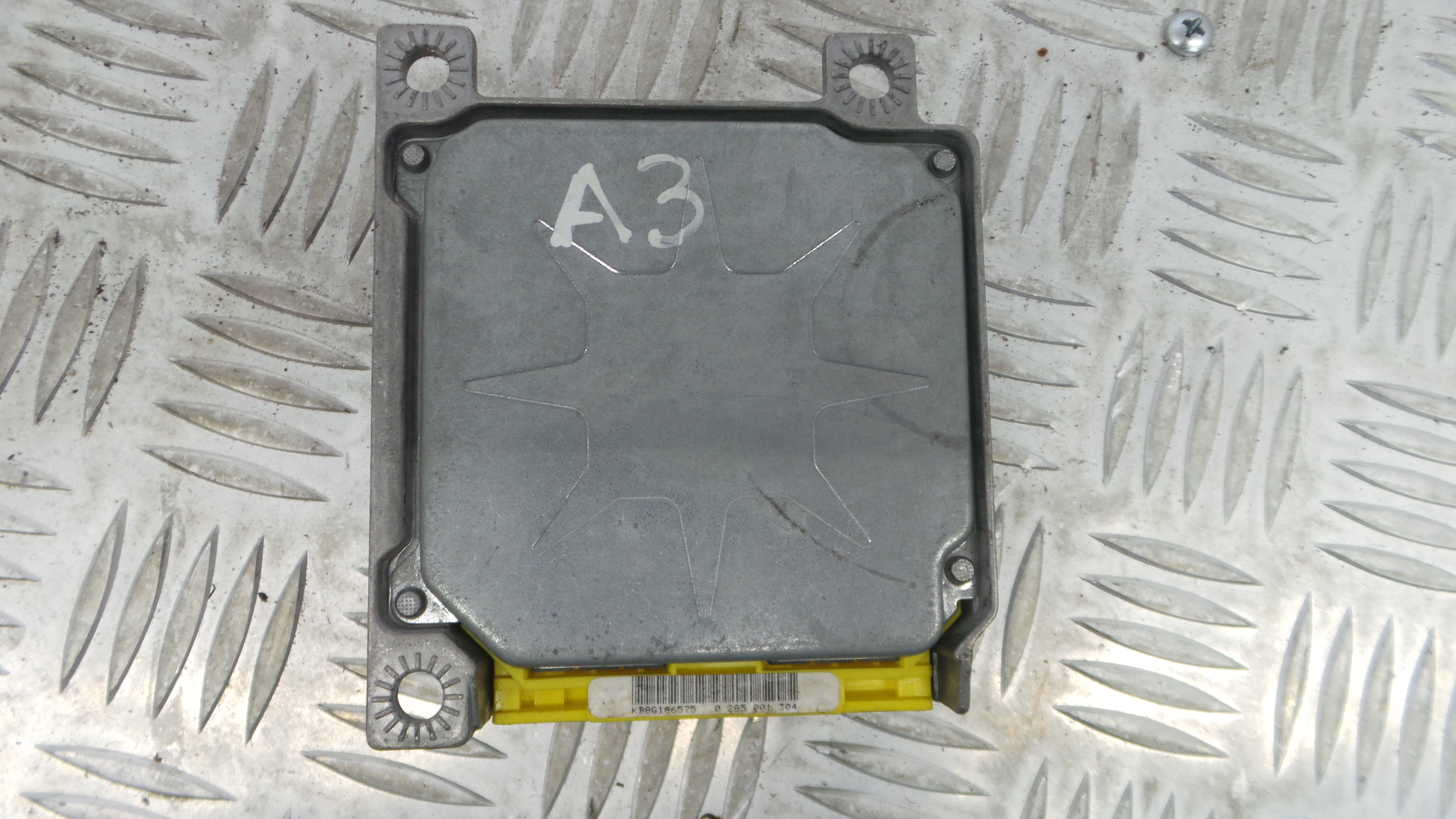 Centralina de Airbags 8L0959655F - AUDI A3 (8L1)-33128915 Centralina de Airbags 8L0959655F - AUDI A3 (8L1)-33128915