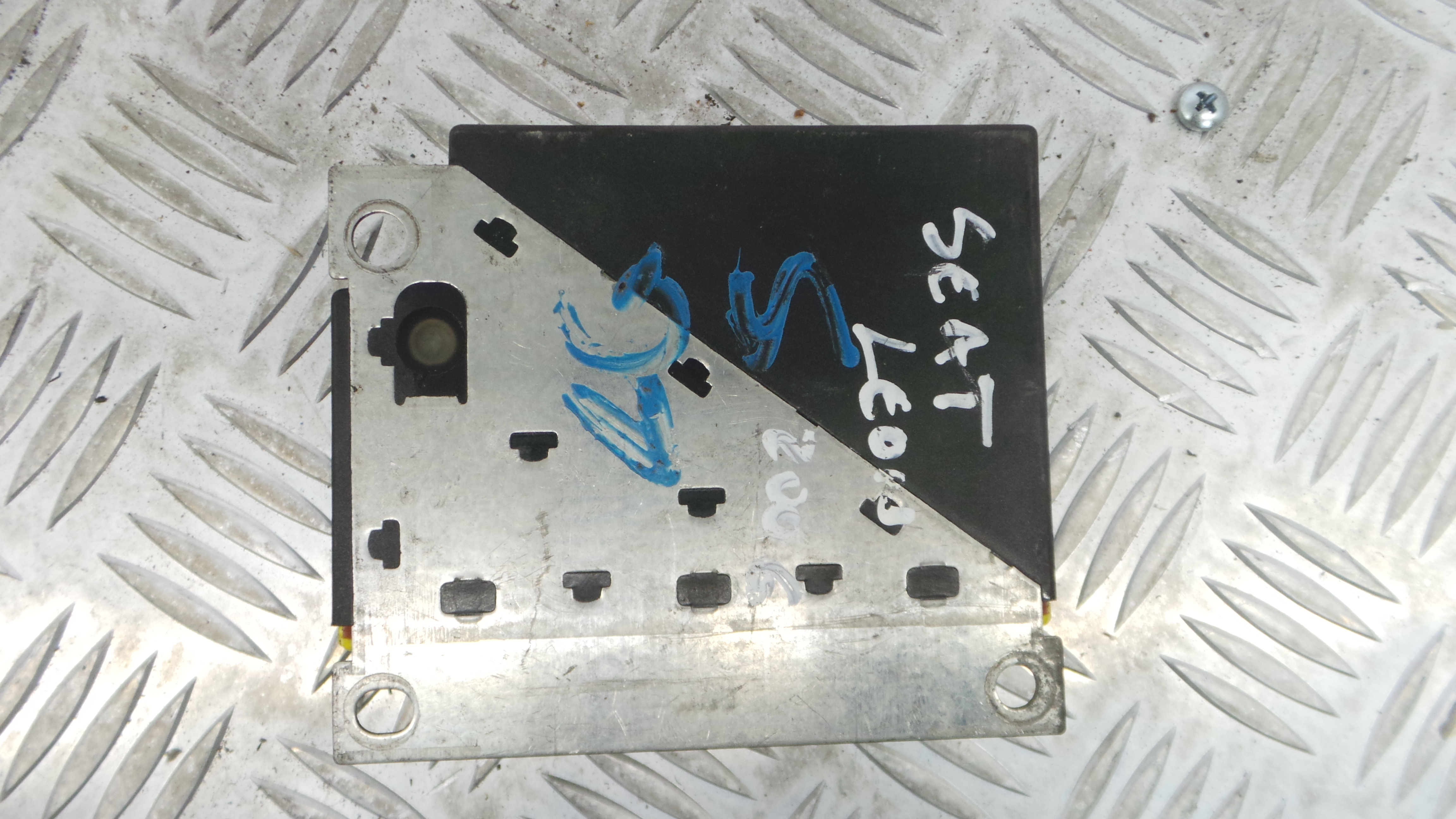 Centralina de Airbags 3C0909605H - SEAT LEON (1P1)-33128984 Centralina de Airbags 3C0909605H - SEAT LEON (1P1)-33128984