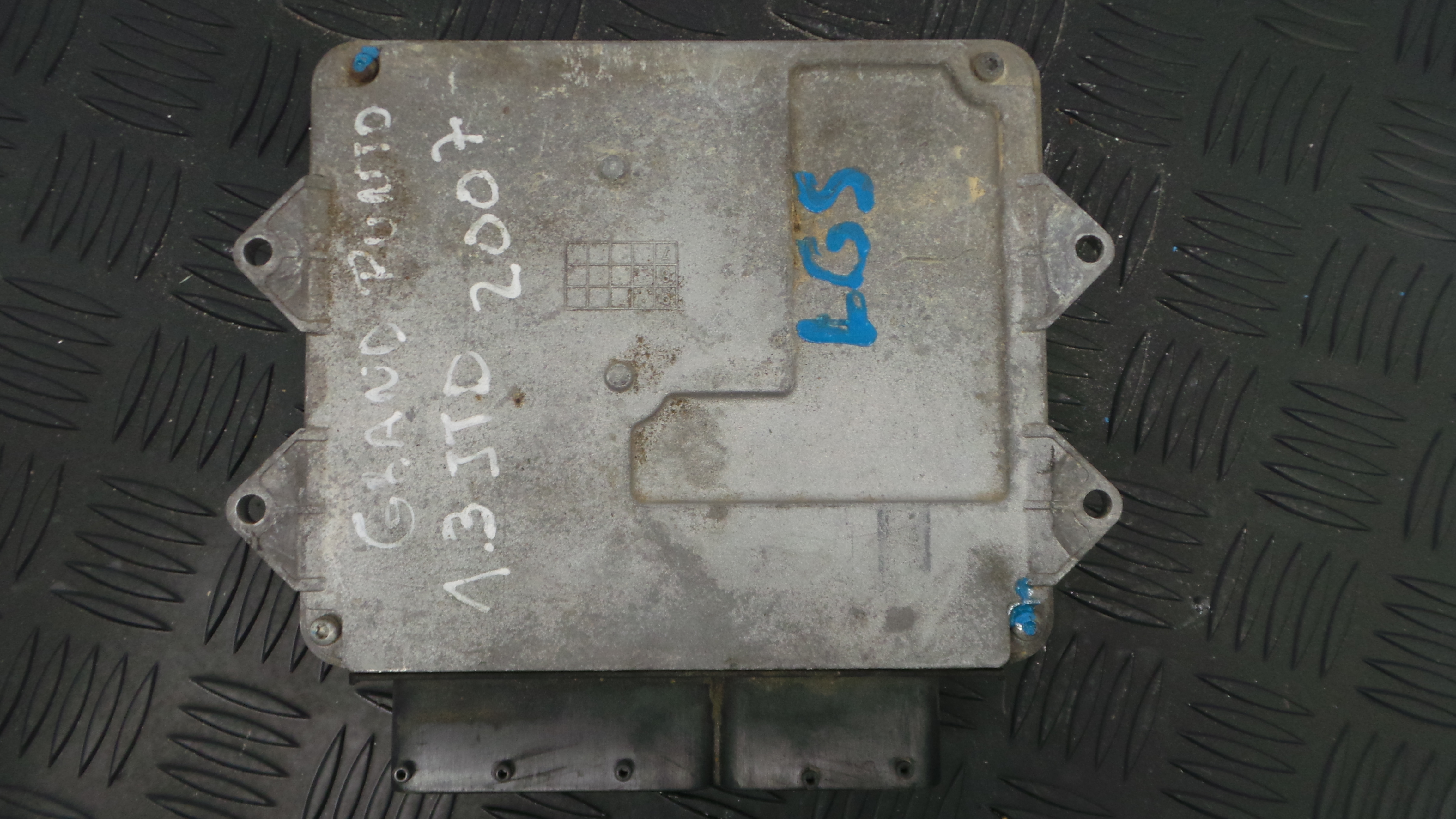 Centralina do Motor 51843361 - FIAT GRANDE PUNTO (199_)-33129060