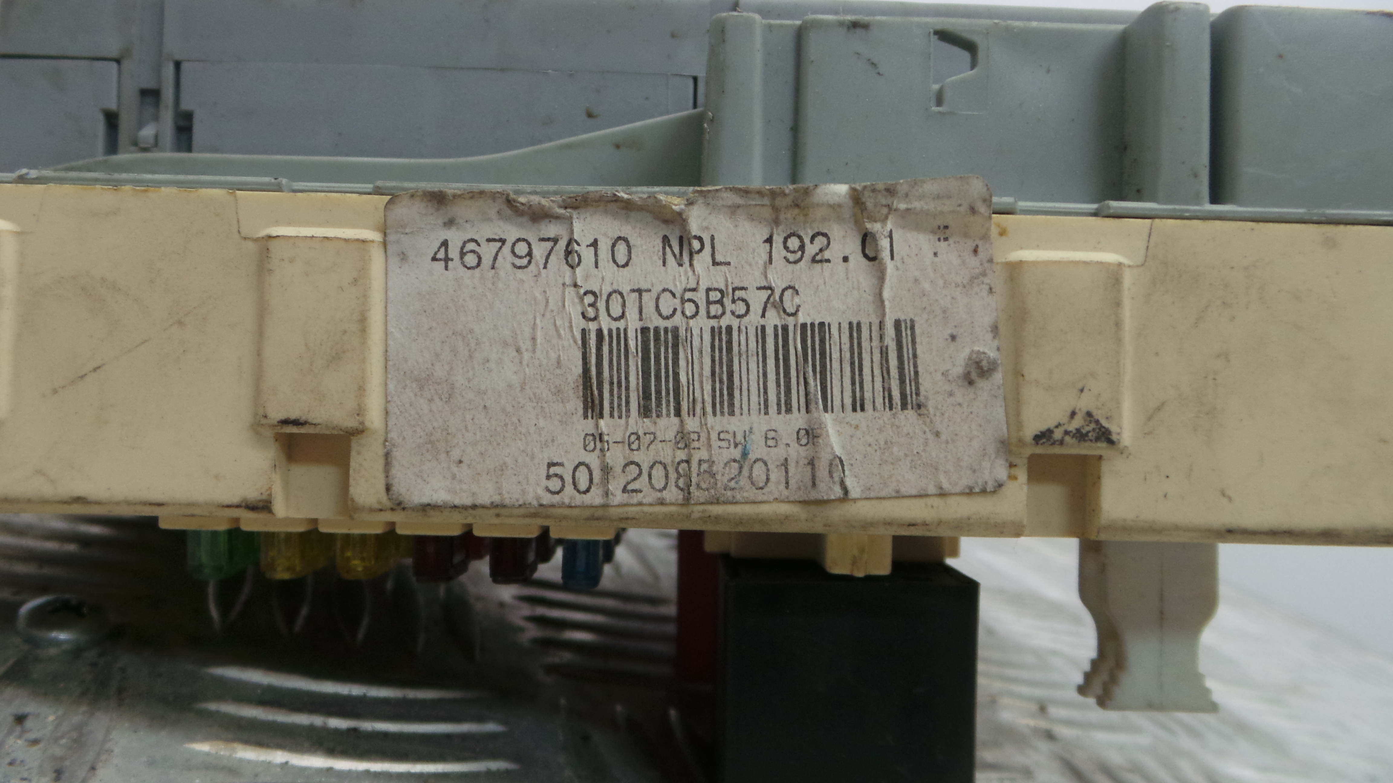 Caixa dos Fusíveis / BSI / UCH / SAM 46797610 - FIAT STILO (192_)-33129587