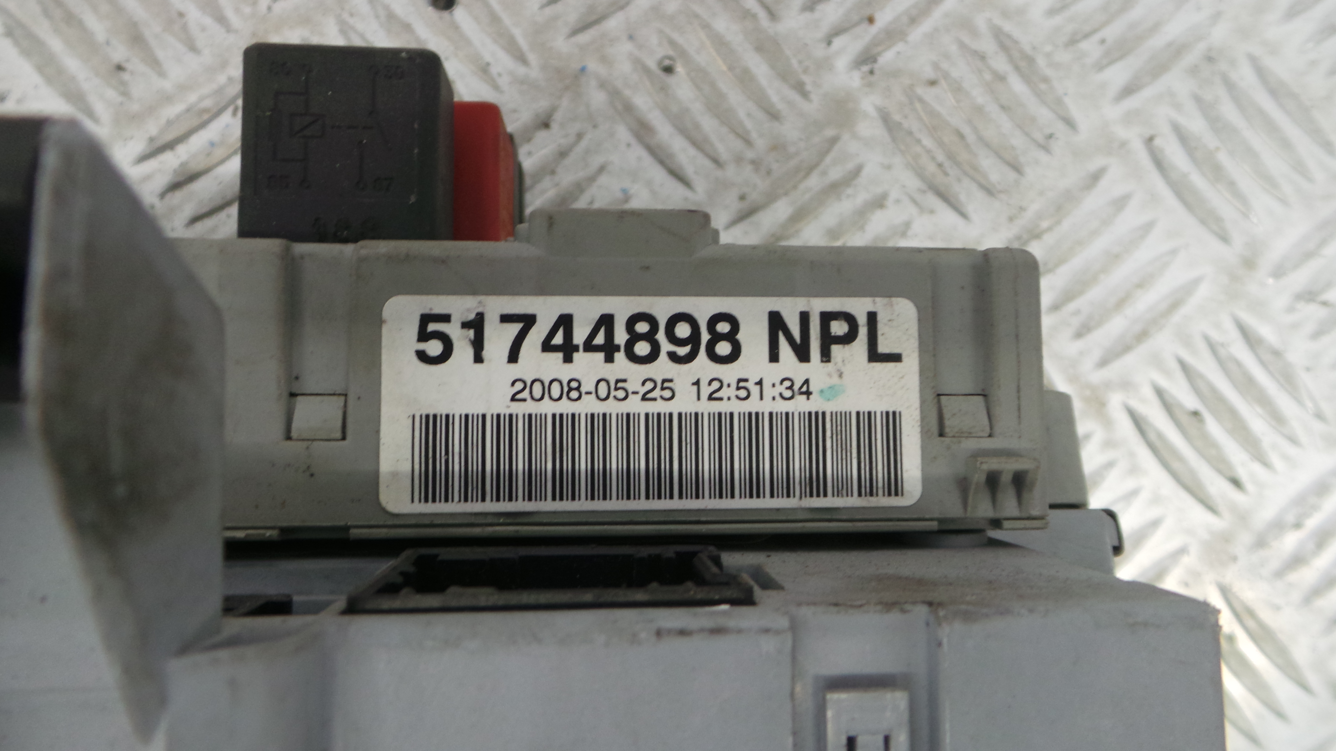 Caixa dos Fusíveis / BSI / UCH / SAM 51744898 - FIAT PUNTO (188_)-33129634