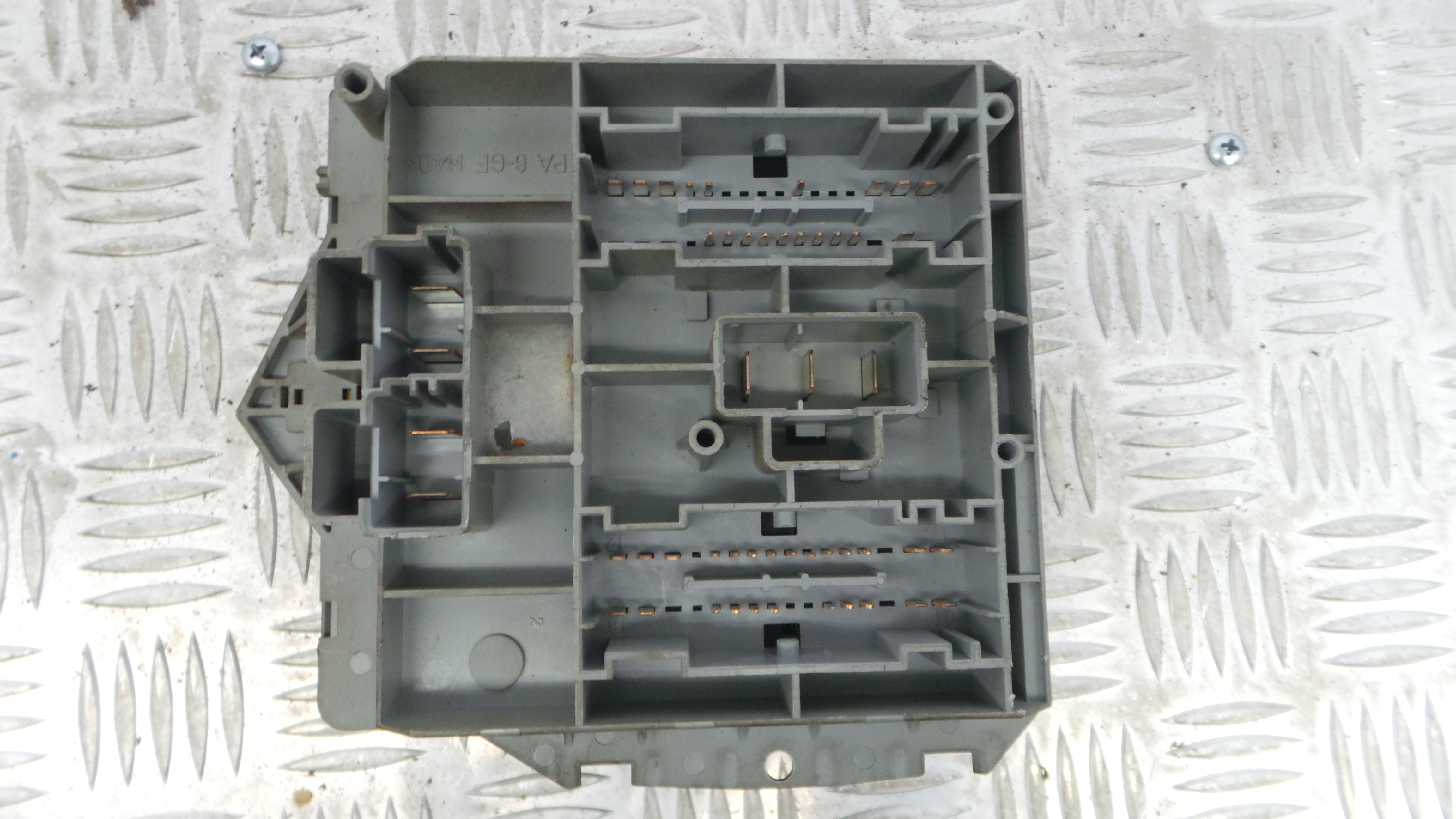 Caixa dos Fusíveis / BSI / UCH / SAM 46763646 - FIAT PUNTO (188_)-33129683