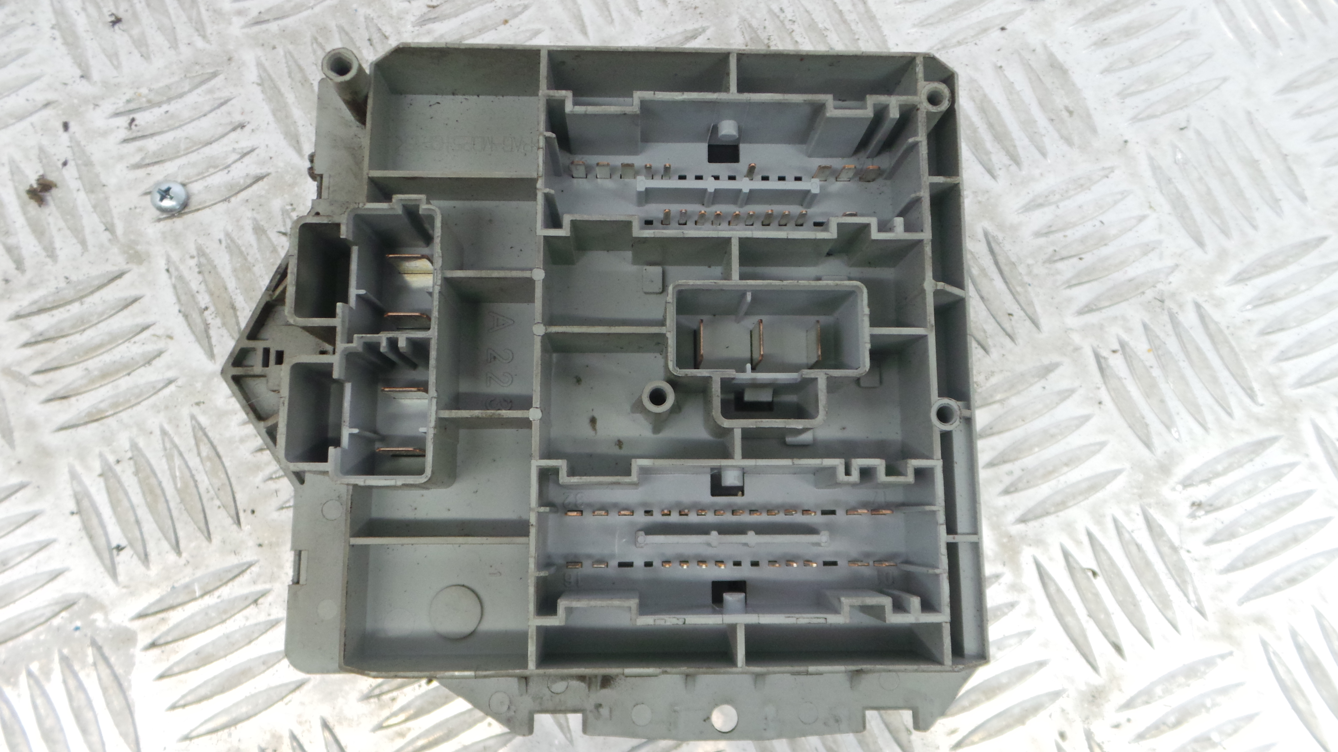 Caixa dos Fusíveis / BSI / UCH / SAM 46835595 - FIAT PUNTO (188_)-33129758