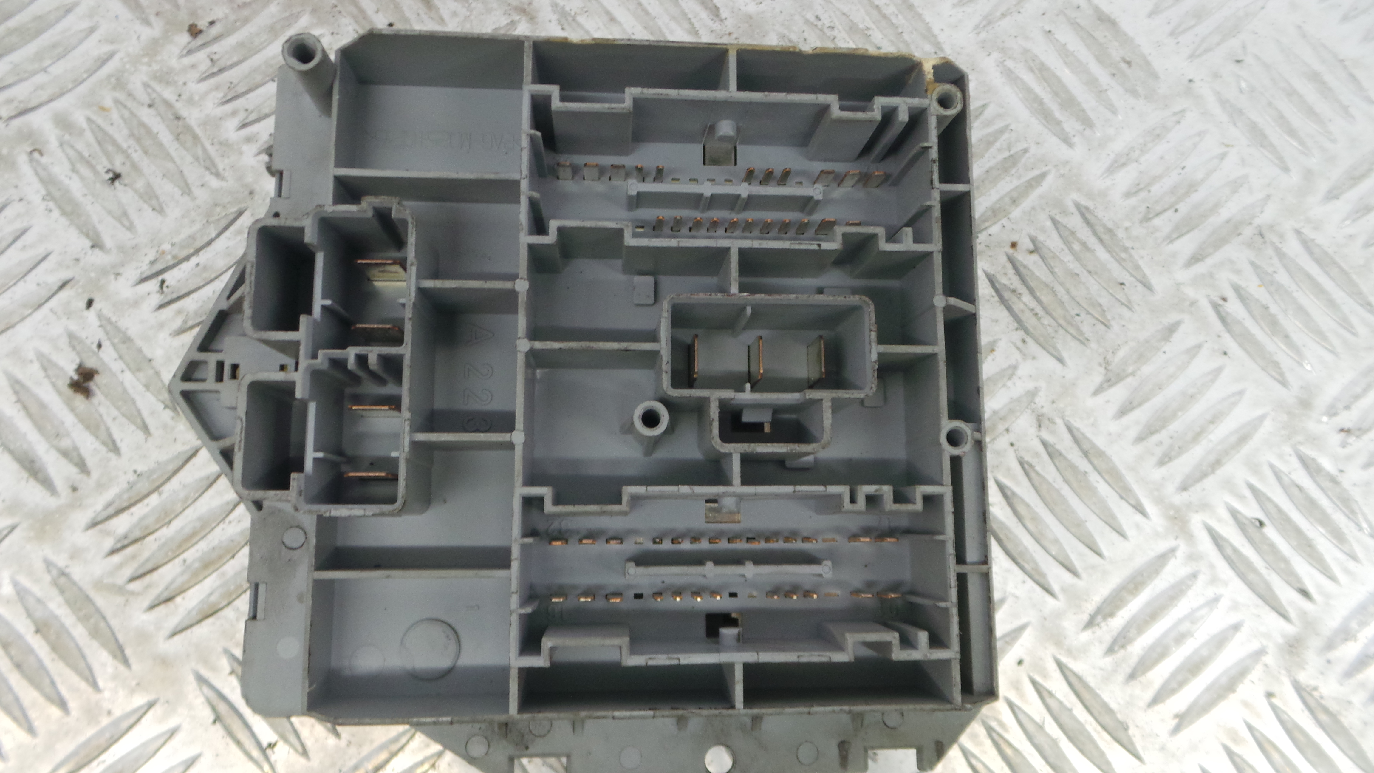 Caixa dos Fusíveis / BSI / UCH / SAM 51742420 - ALFA ROMEO 147 (937_)-33129764