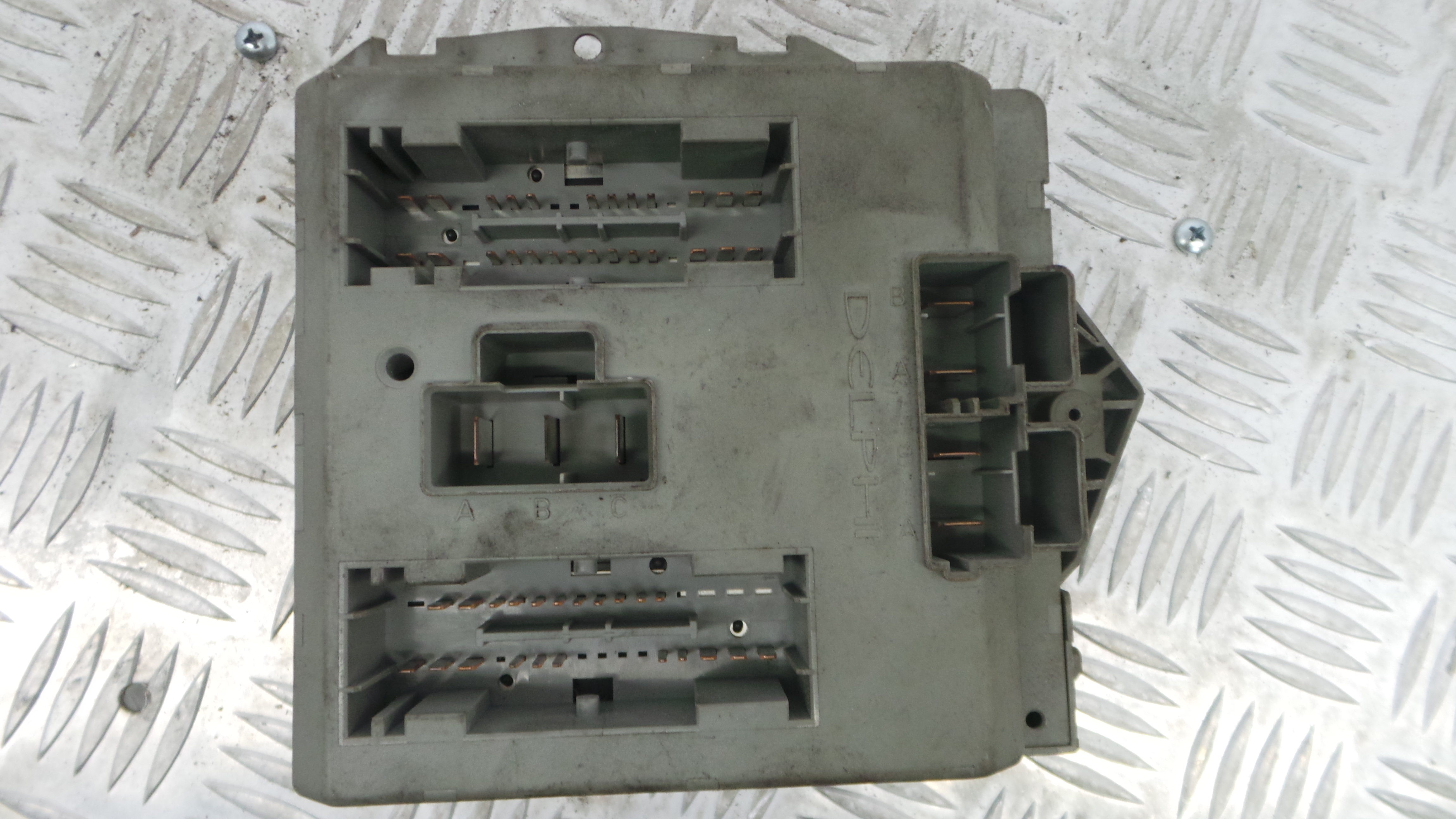 Caixa dos Fusíveis / BSI / UCH / SAM 46768481 - FIAT PUNTO (188_)-33129811