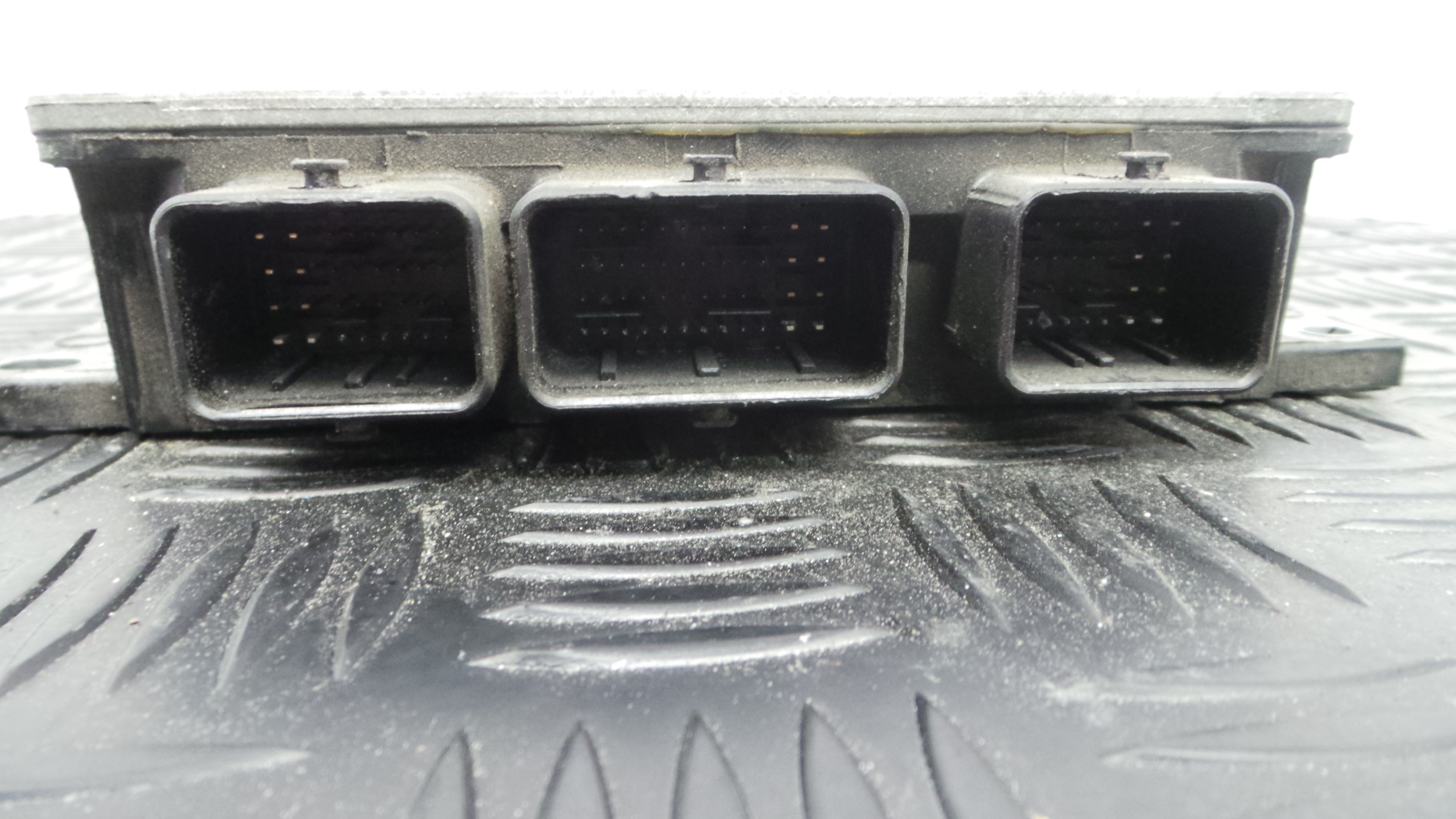 Centralina do Motor 8200911560 - RENAULT CLIO III (BR0/1, CR0/1)-33138170