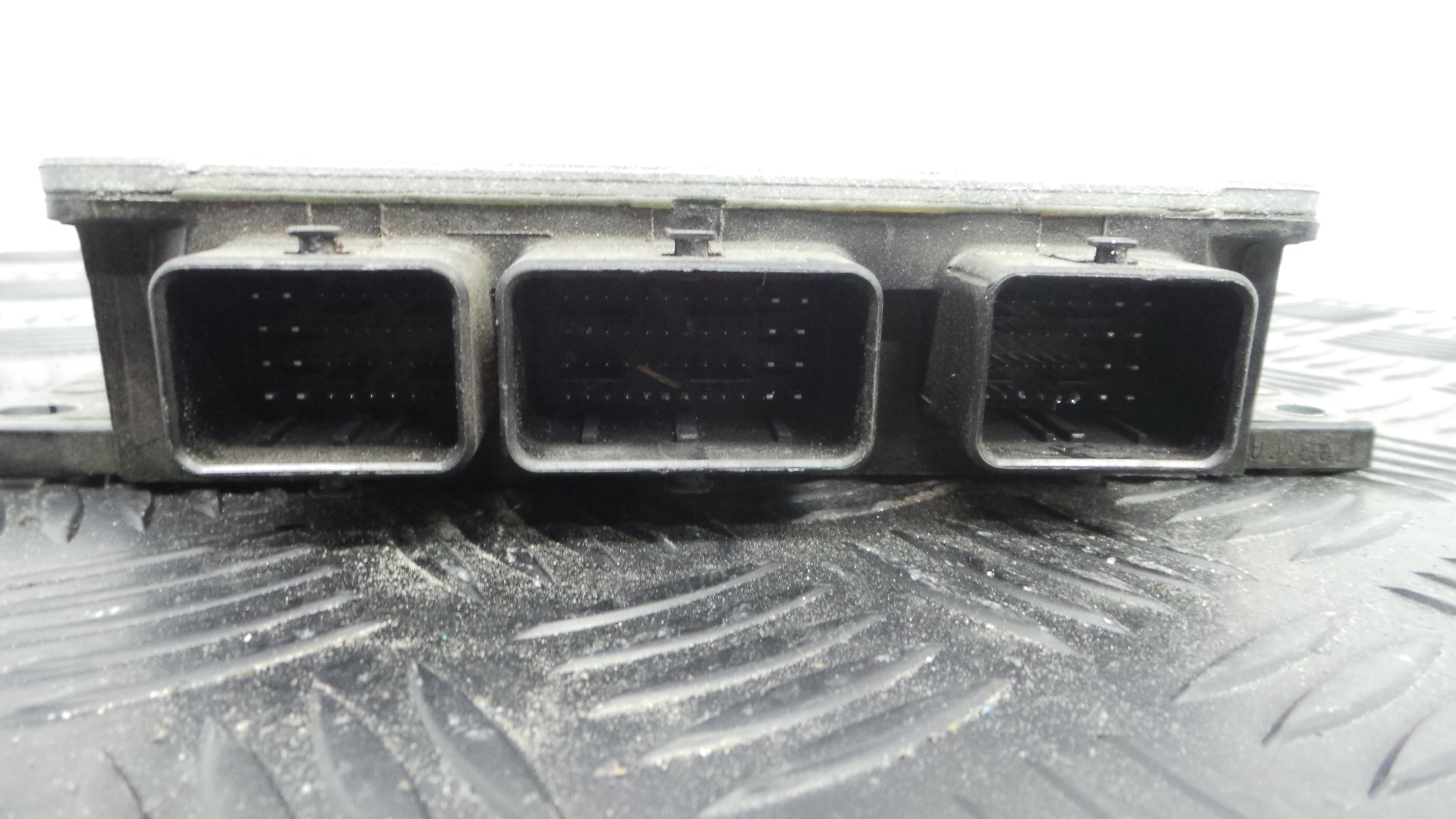 Centralina do Motor 8200911560 - RENAULT CLIO III (BR0/1, CR0/1)-33138191