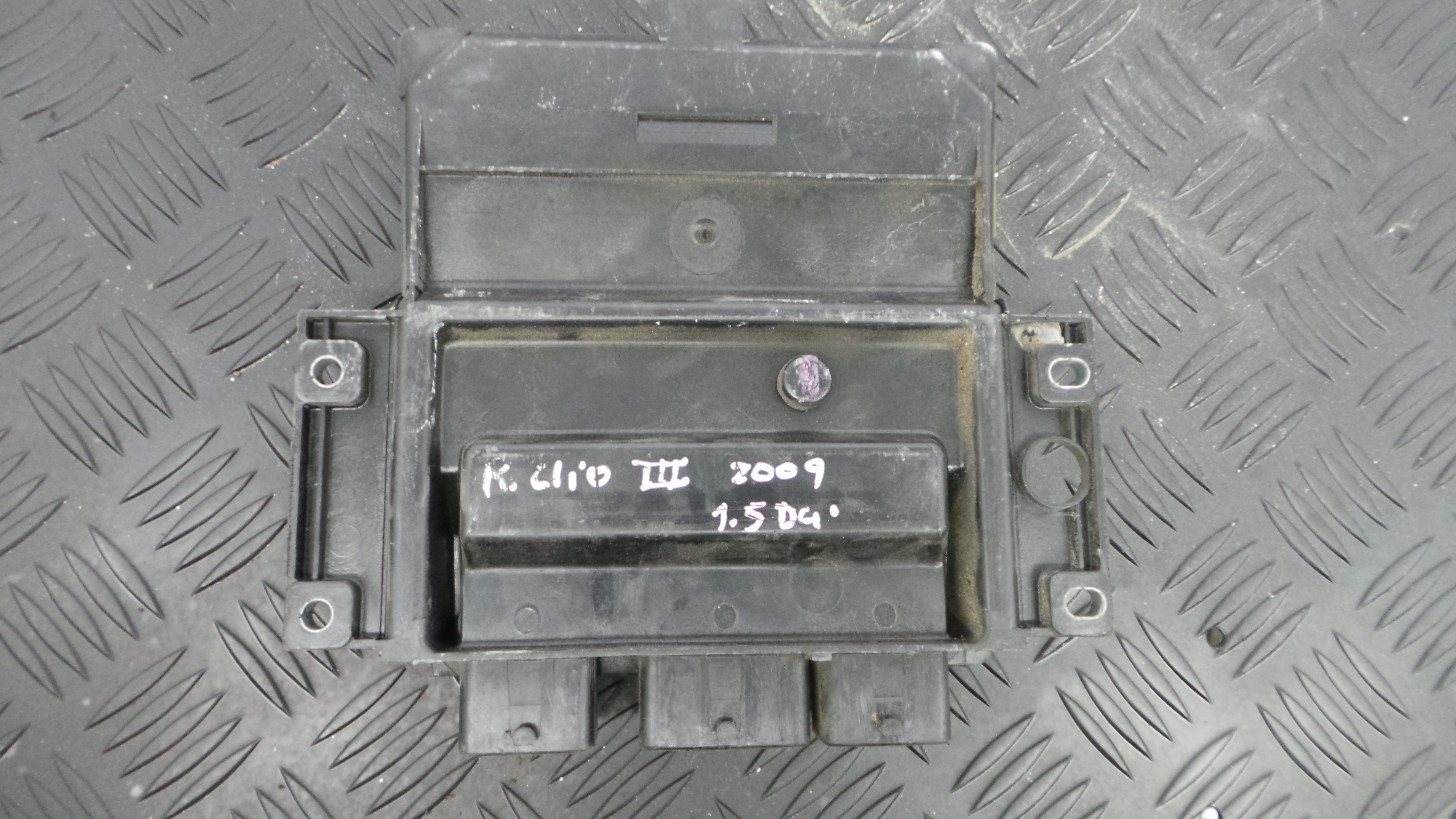 Centralina do Motor 8200911560 - RENAULT CLIO III (BR0/1, CR0/1)-33138203