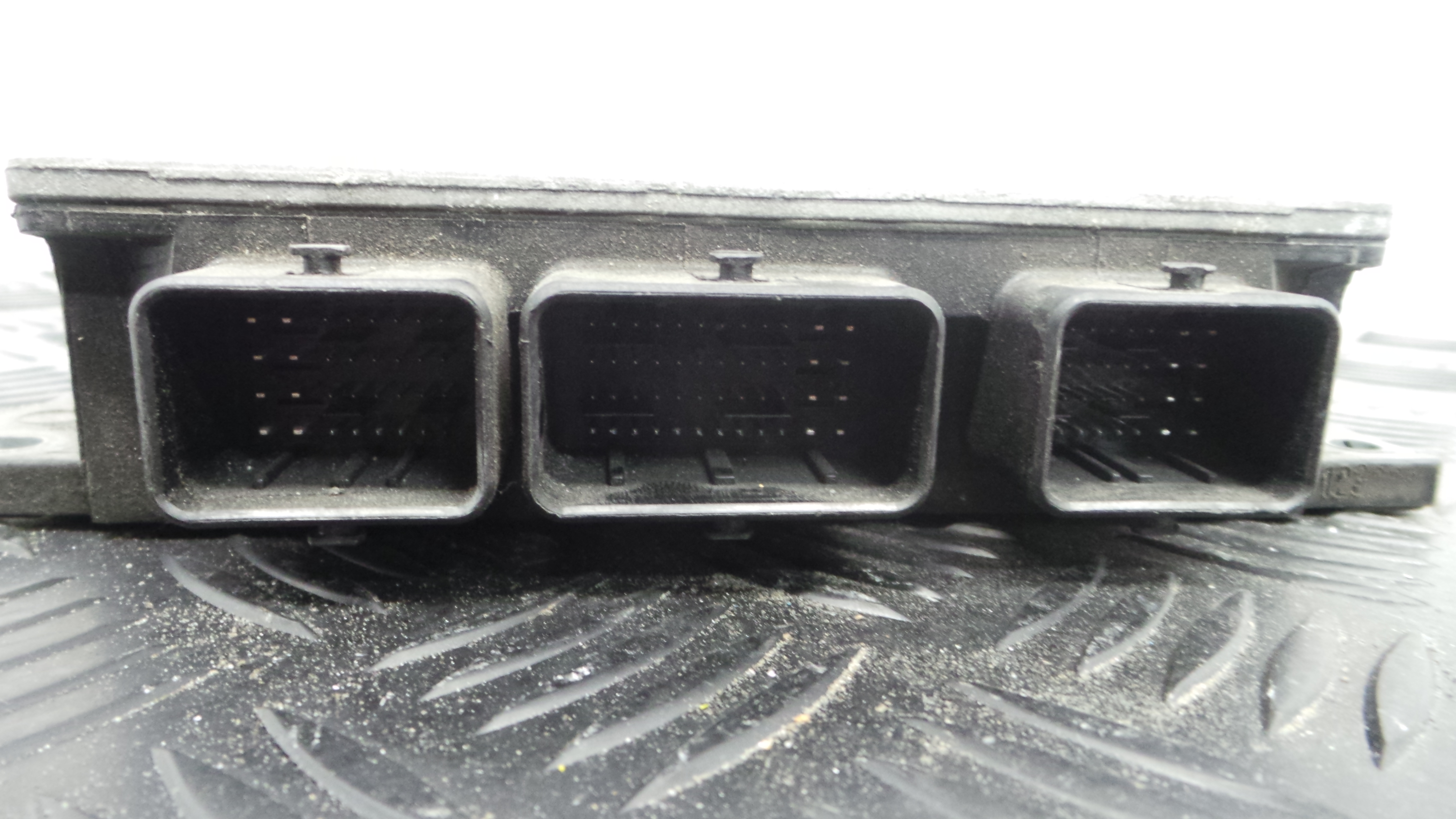 Centralina do Motor 8200399038 - RENAULT CLIO III (BR0/1, CR0/1)-33138223