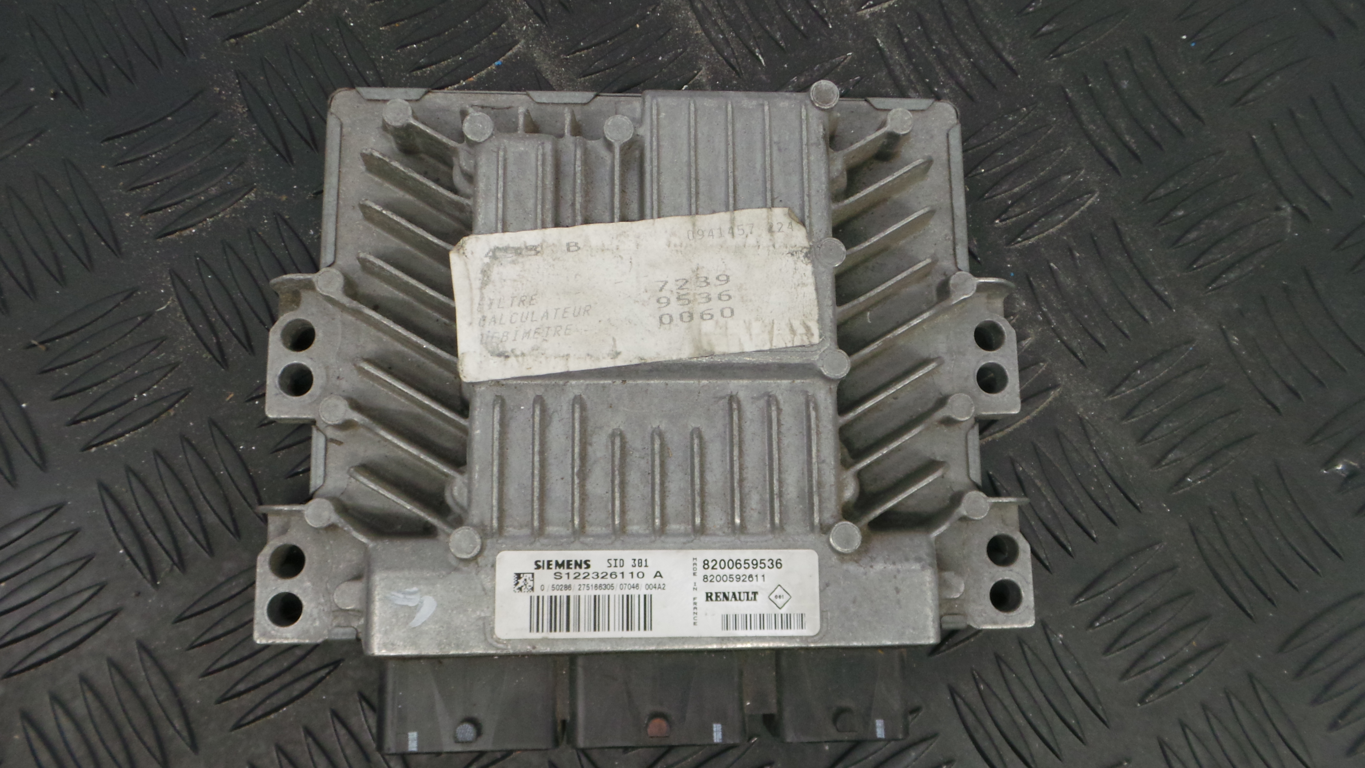 Centralina do Motor 8200659536 - RENAULT SCÉNIC I VAN (FA0_, JA0/1_)-33138406