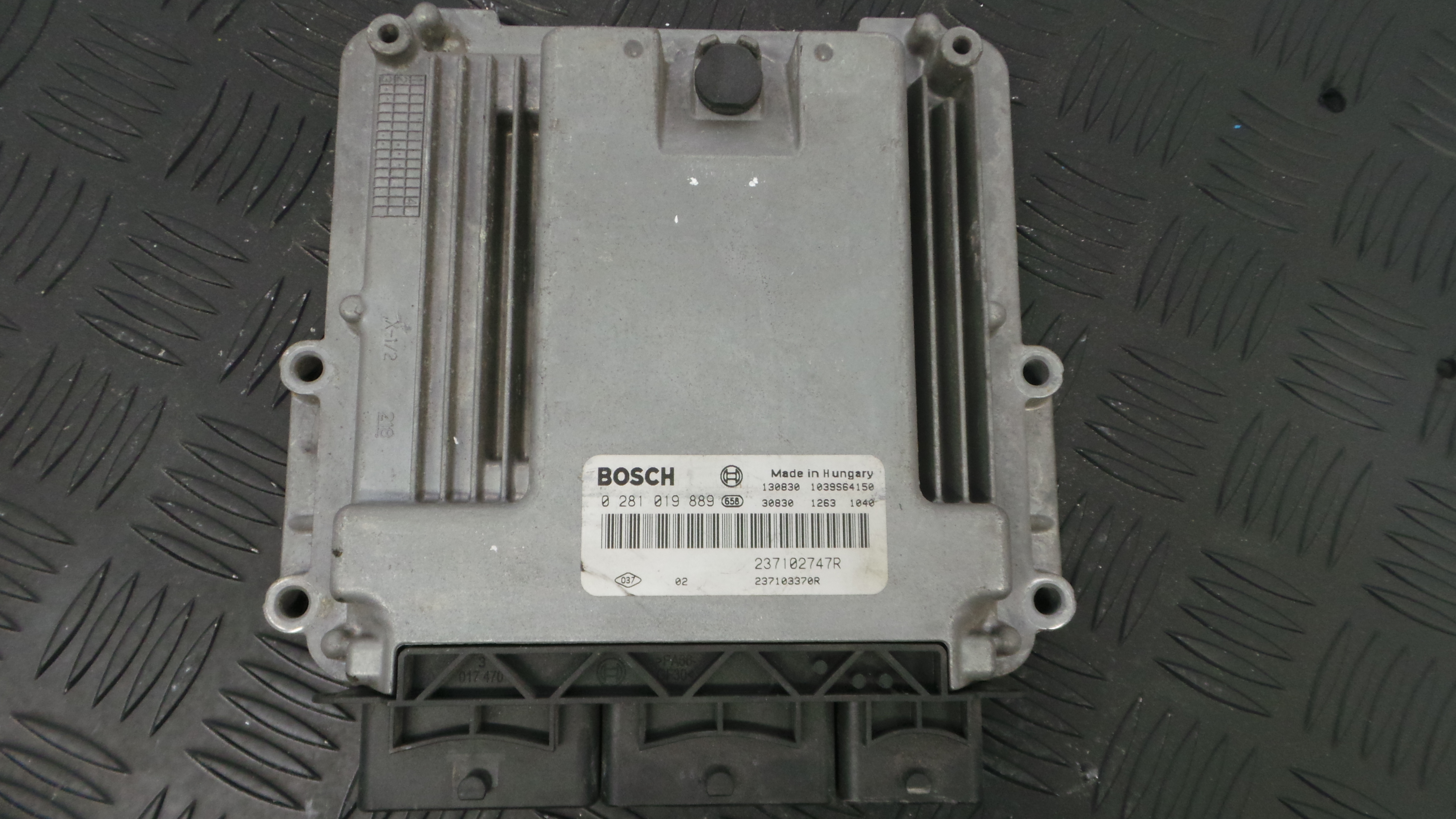 Centralina do Motor 237102747R - RENAULT CLIO IV (BH_)-33140411