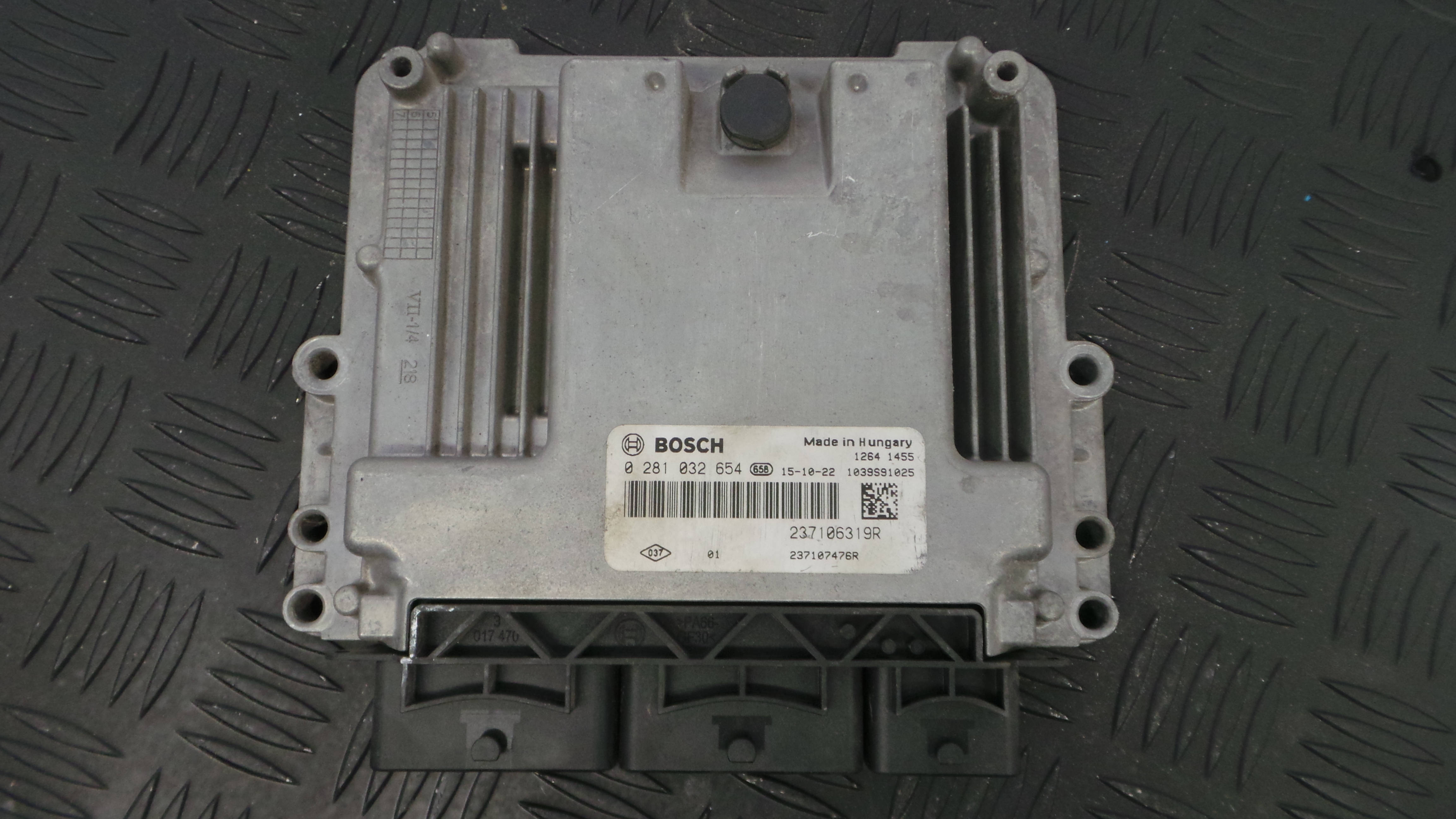 Centralina do Motor 237106319R - RENAULT CLIO IV (BH_)-33140519