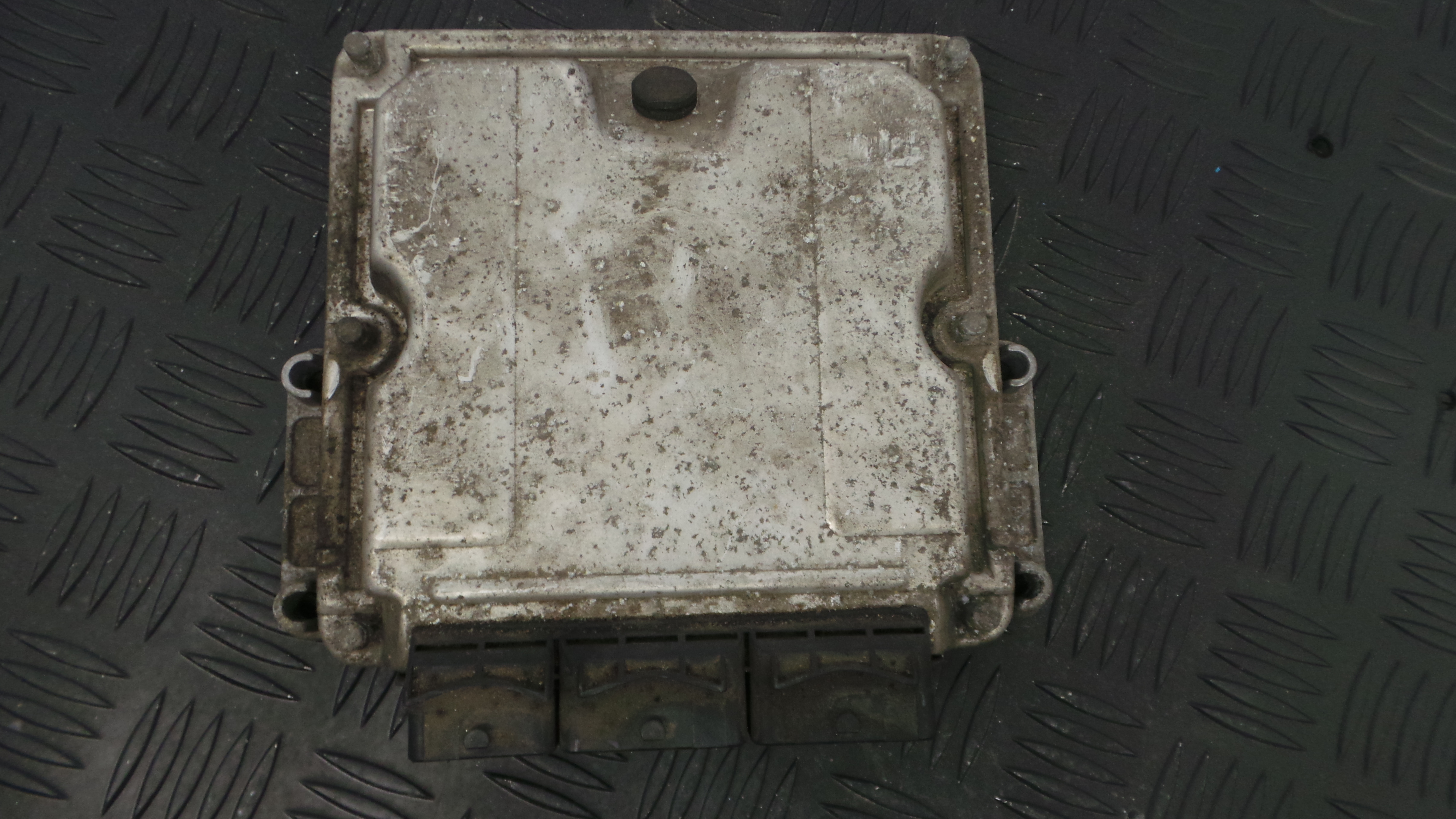 Centralina do Motor 8200163528 - RENAULT LAGUNA II (BG0/1_)-33140522