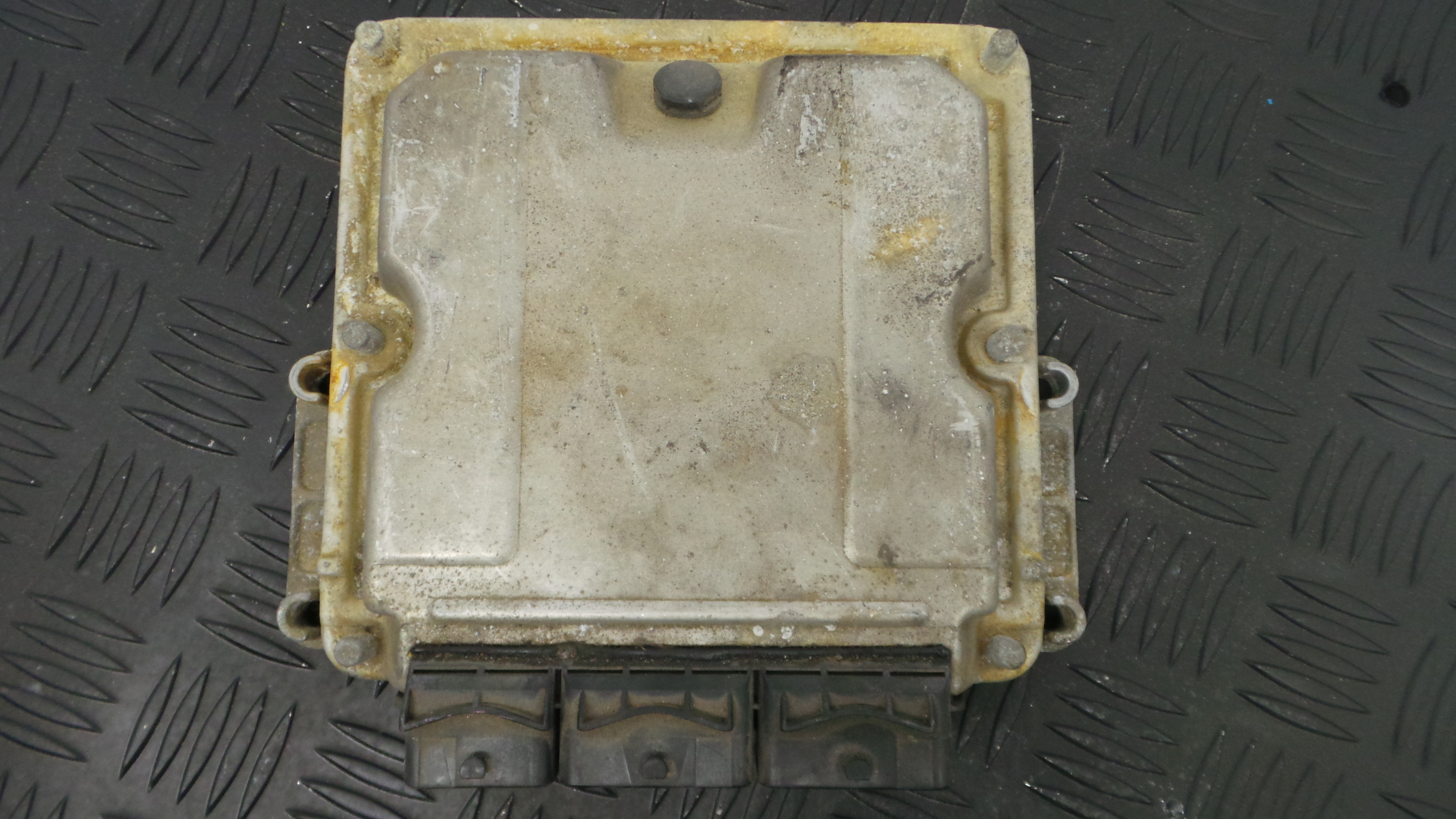 Centralina do Motor 8200048297 - RENAULT LAGUNA II (BG0/1_)-33140535