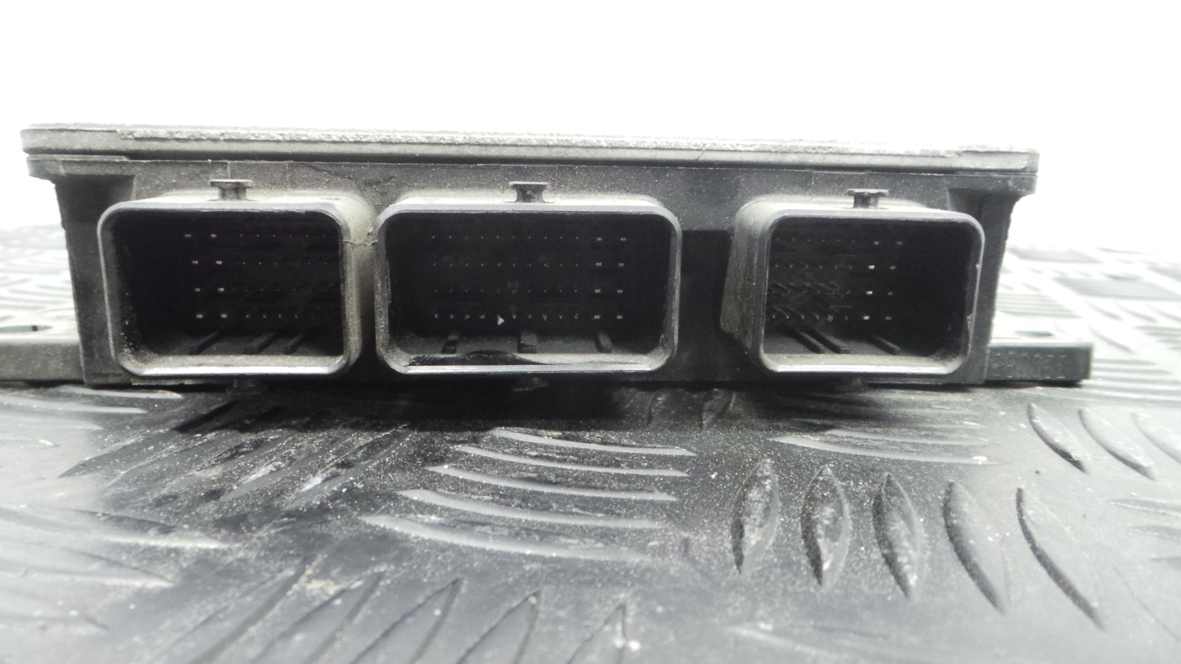 Centralina do Motor 8200399038 - RENAULT CLIO III (BR0/1, CR0/1)-33140541